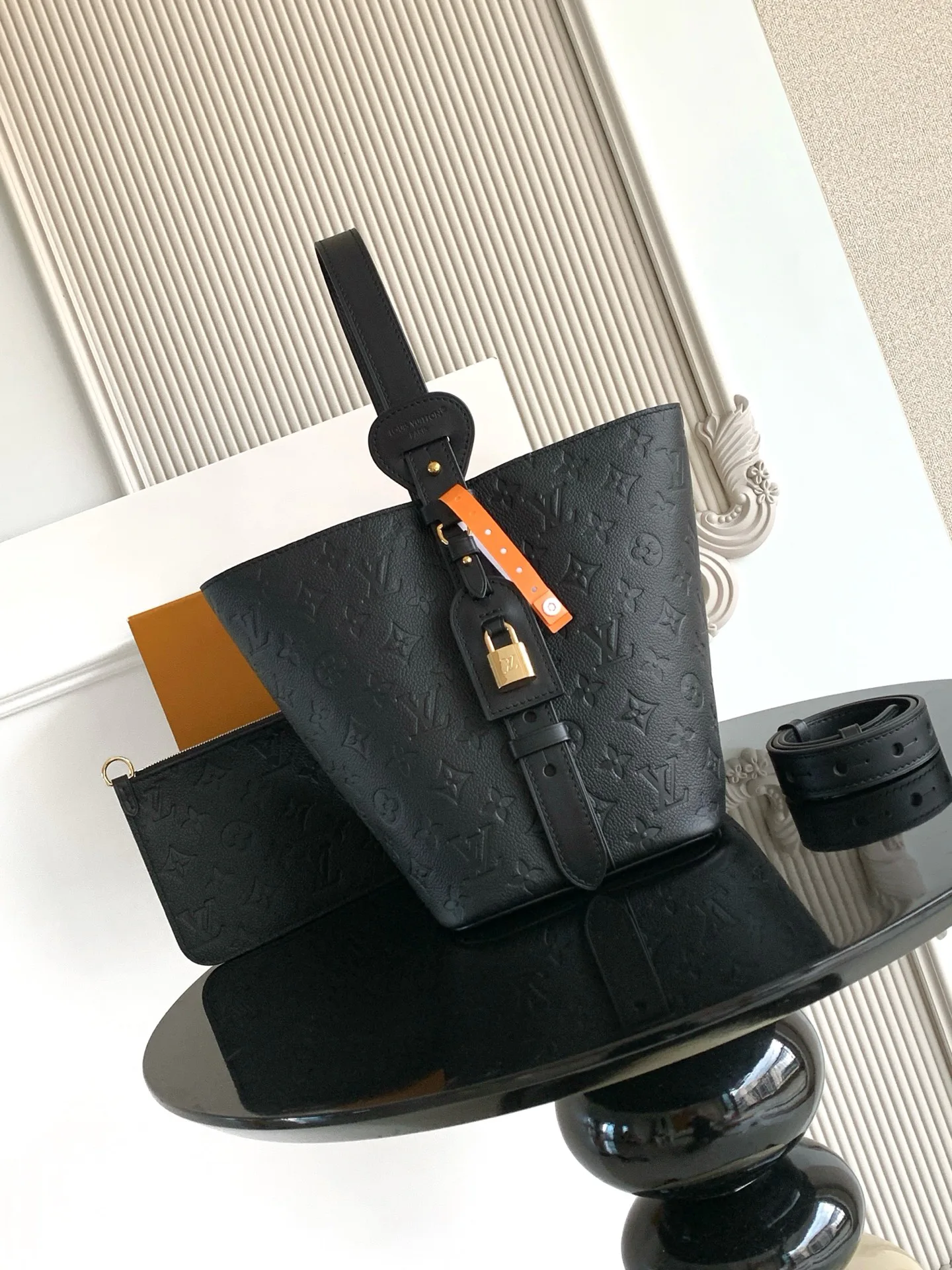 Women's Classic Handbags LOUIS VUITTON 17851331