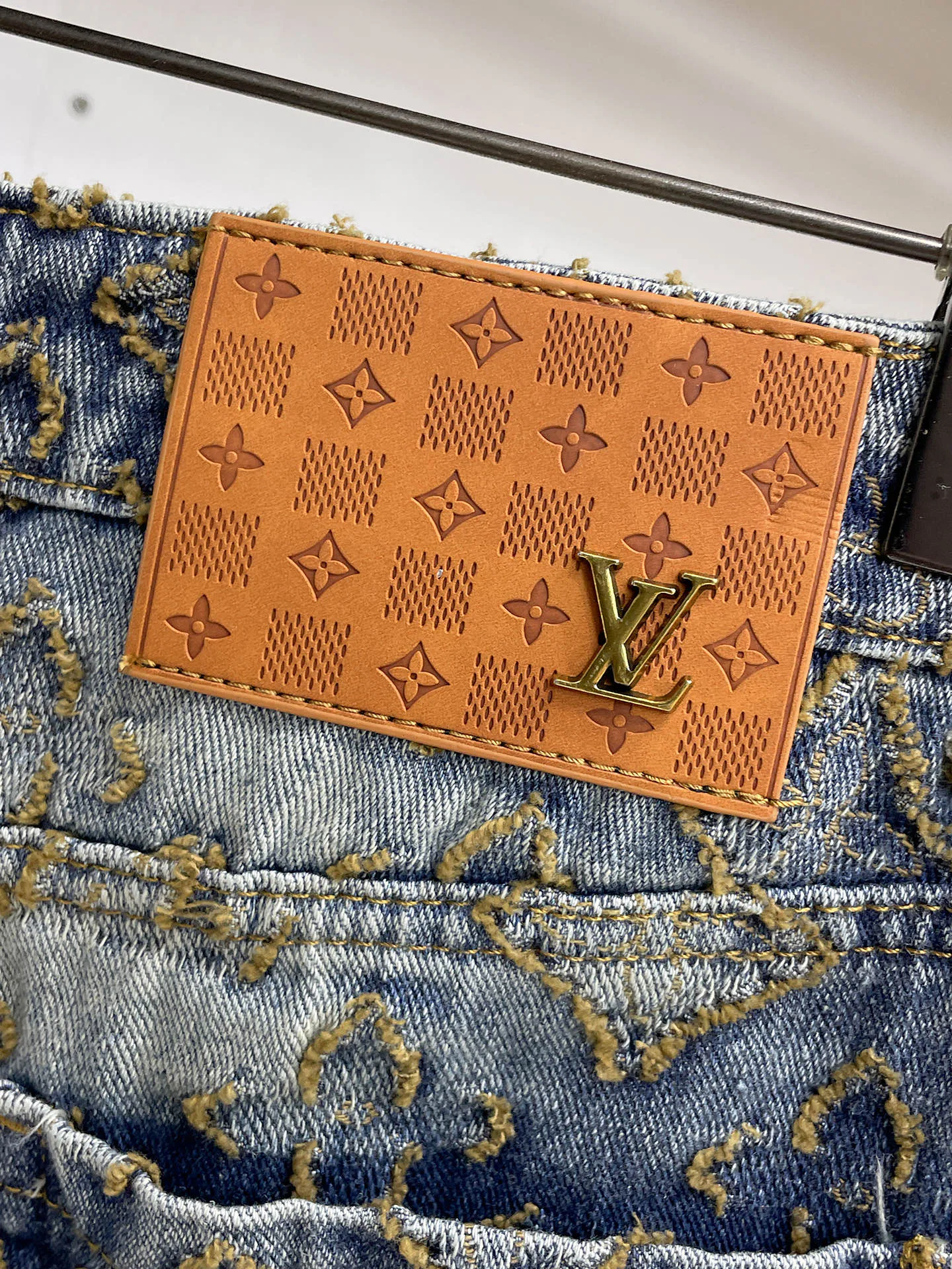 Men's Jeans LOUIS VUITTON 18345642