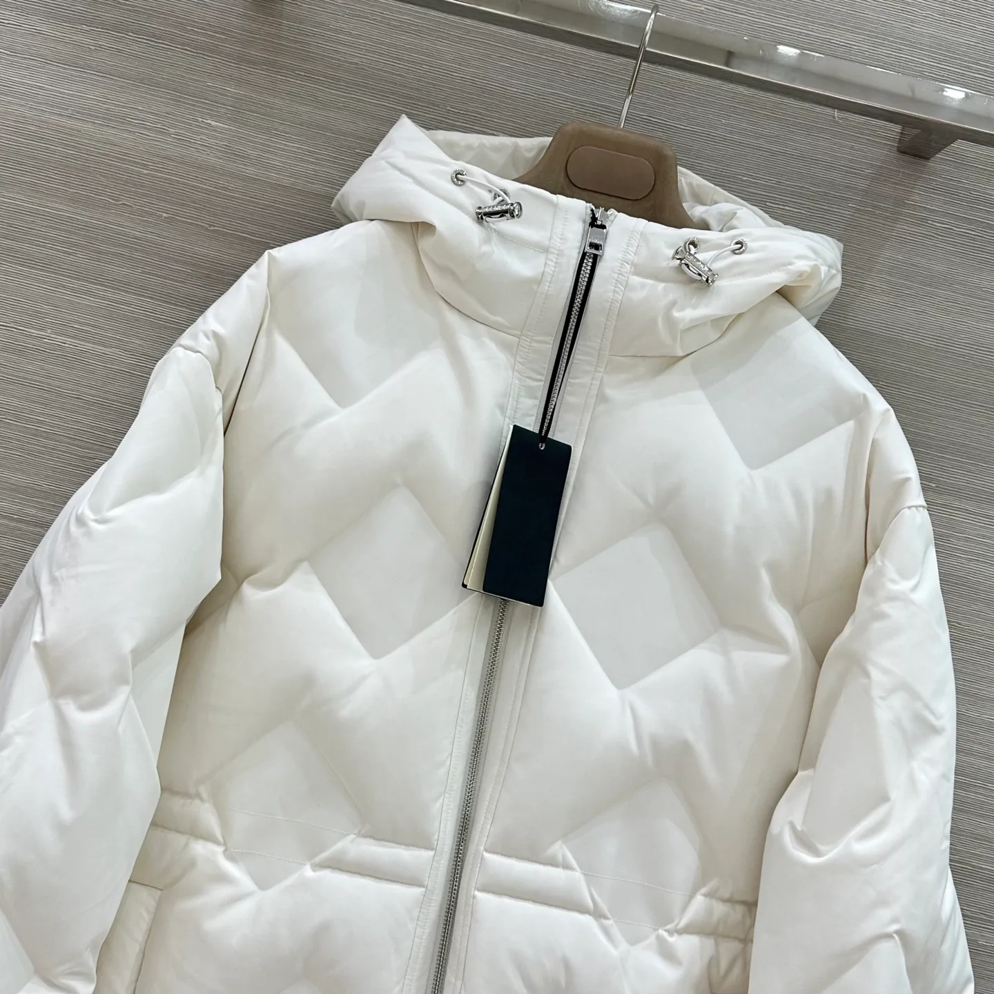 Women's Jackets And Down Jackets FENDI 18250116