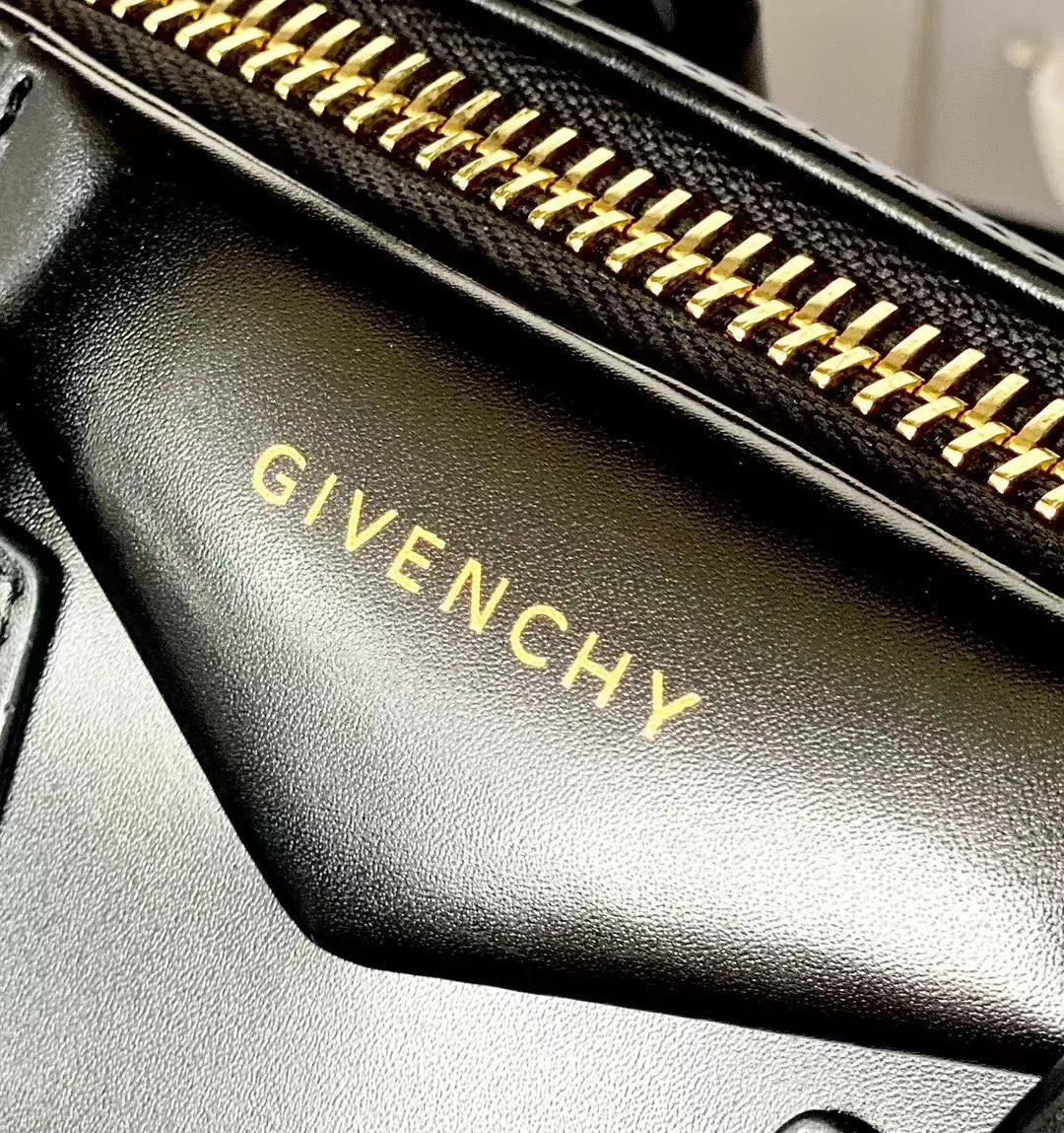 Women's Classic Handbags GIVENCHY 18452631