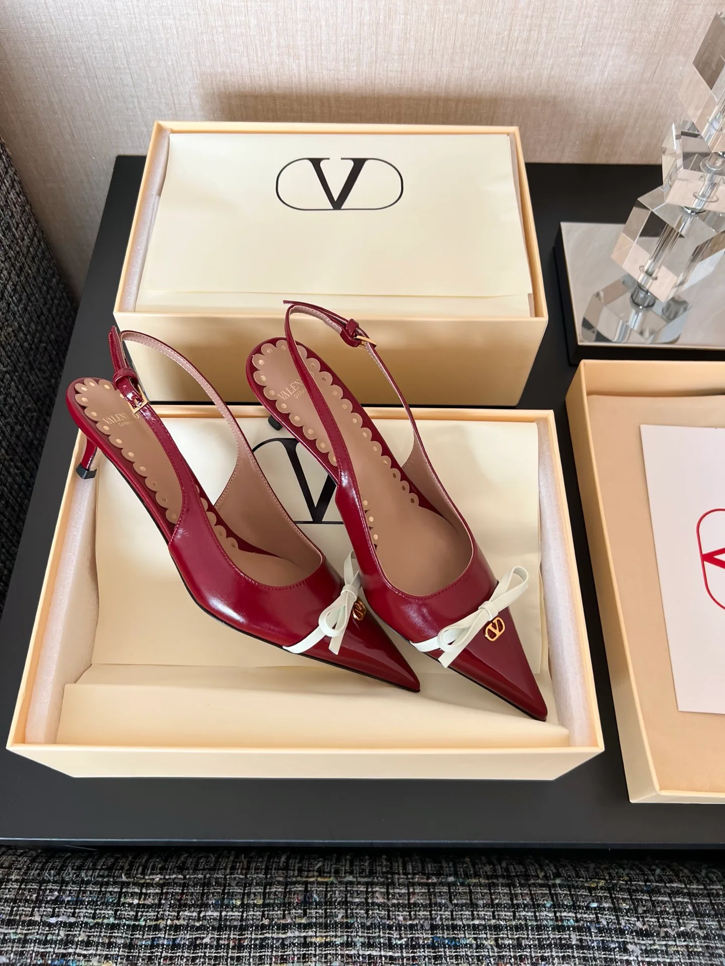 Women's Heels VALENTINO 17480218