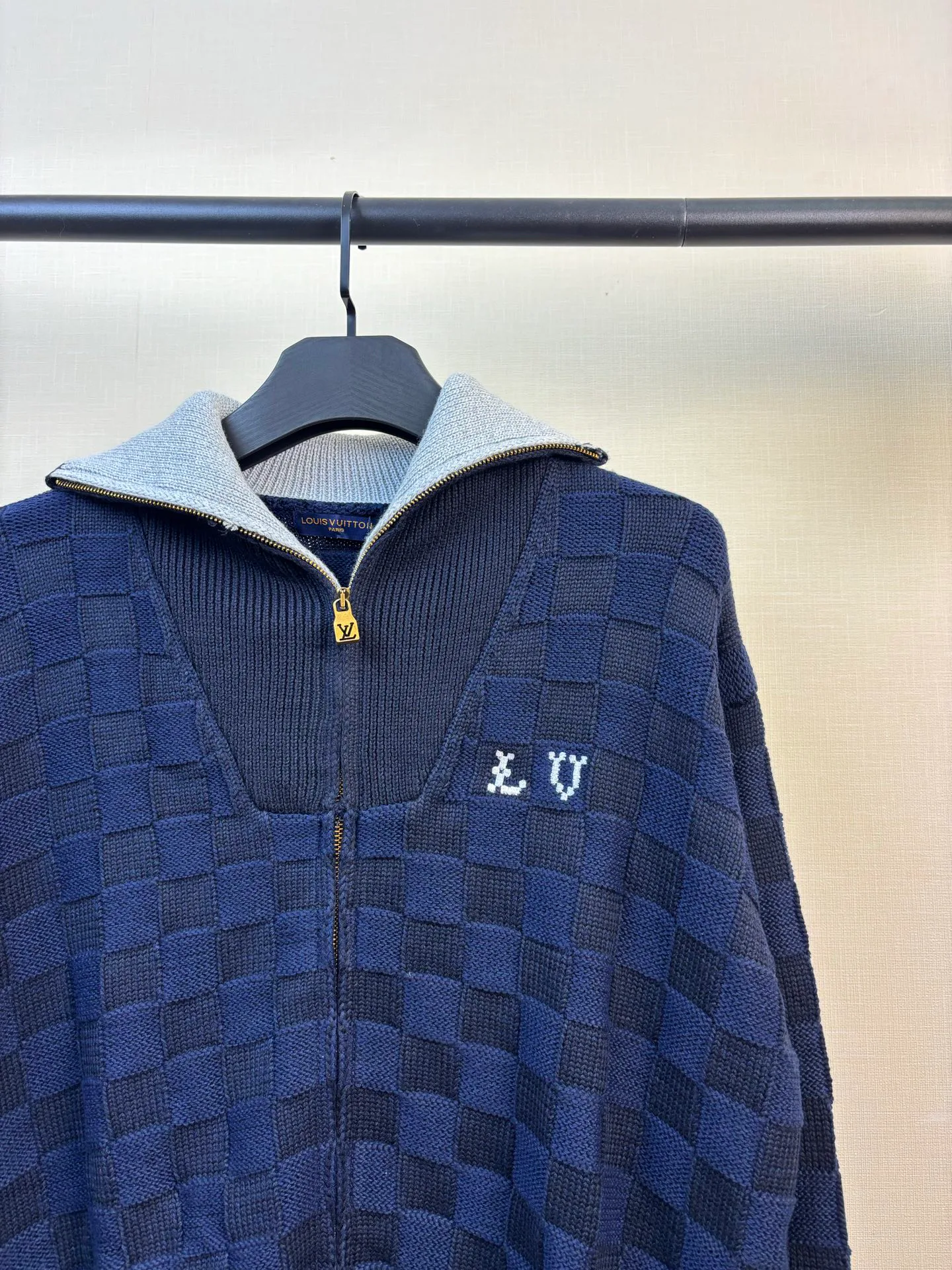 Men's Jumpers And Sweaters LOUIS VUITTON 18032877