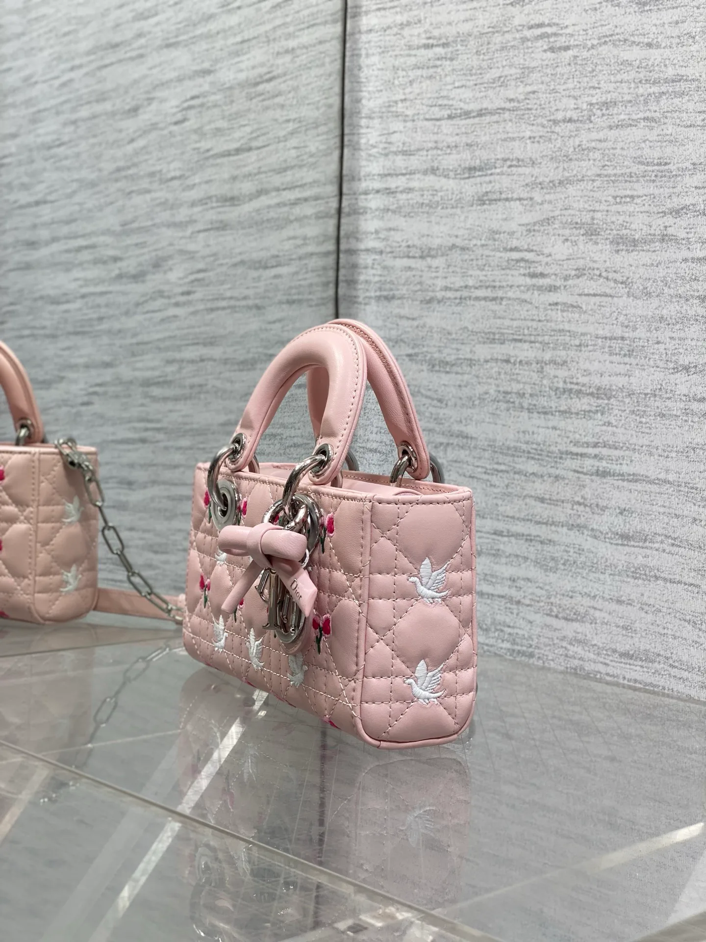 Women's Classic Handbags CHRISTIAN DIOR 17601336