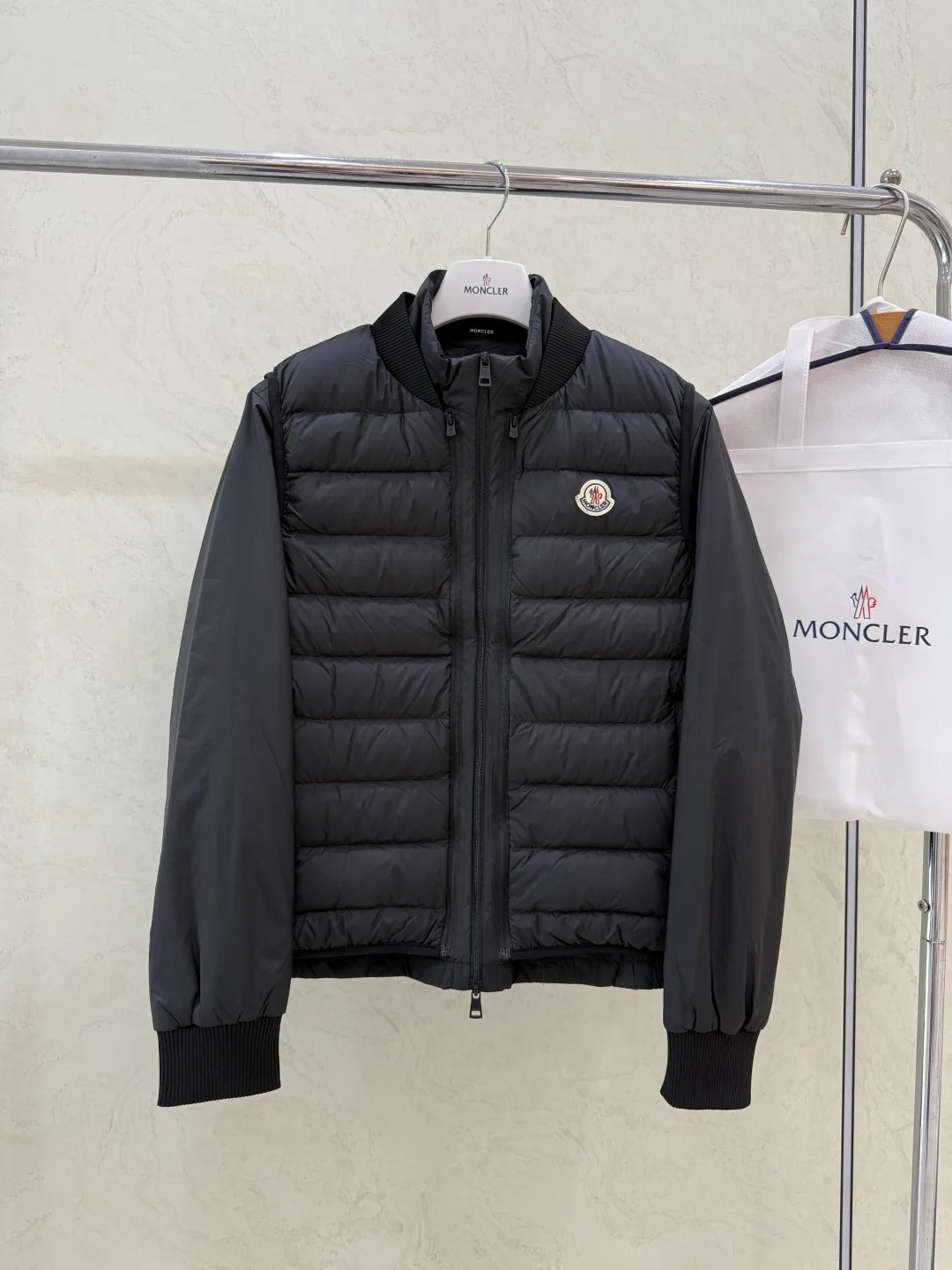 Men's Jackets And Down Jackets MONCLER 18507135