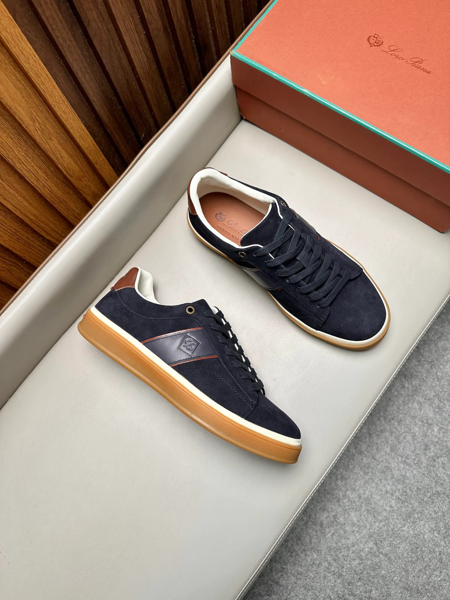 Men's Sneakers LORO PIANA 18367858
