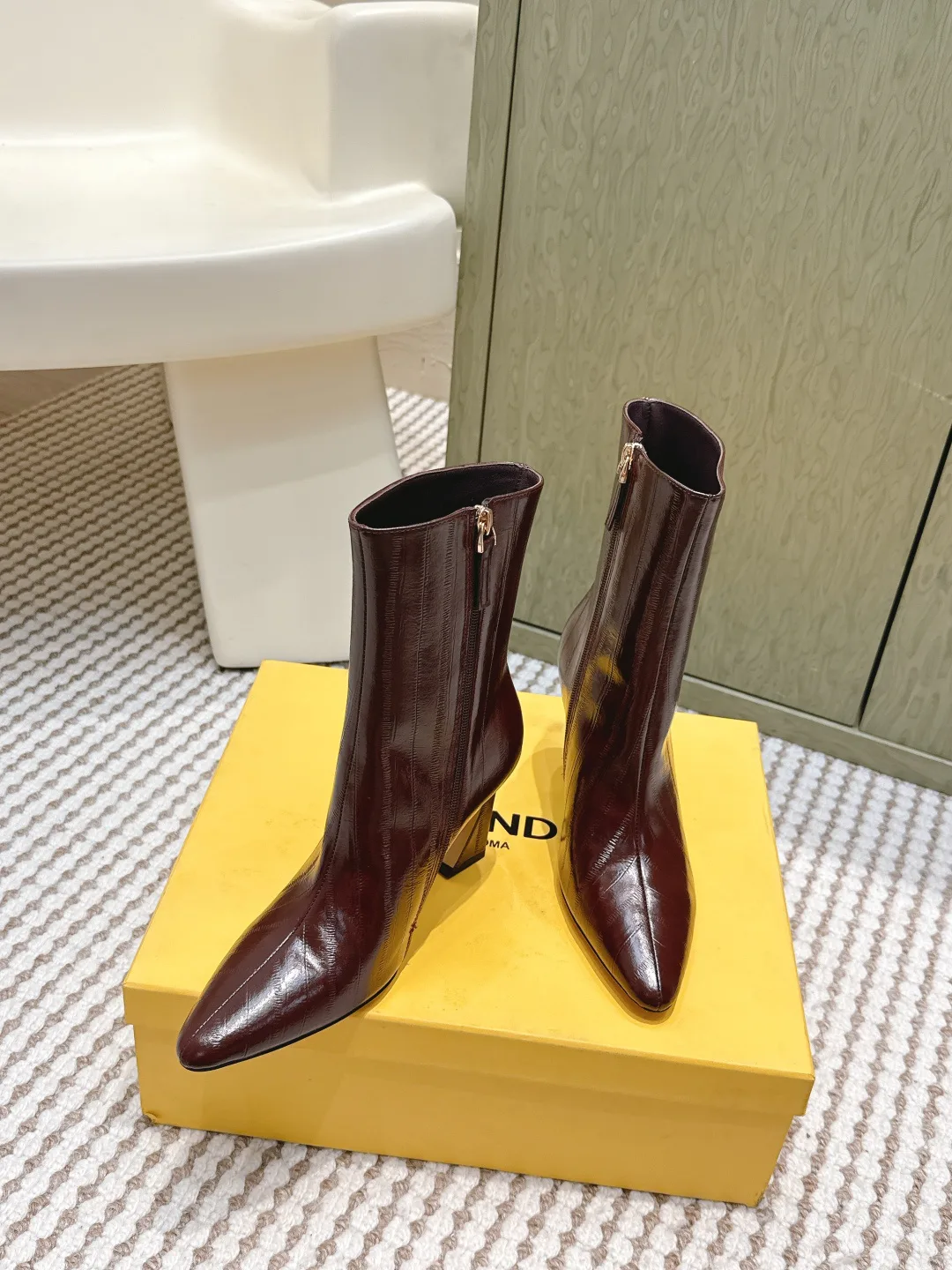Women's Booties FENDI 18370144