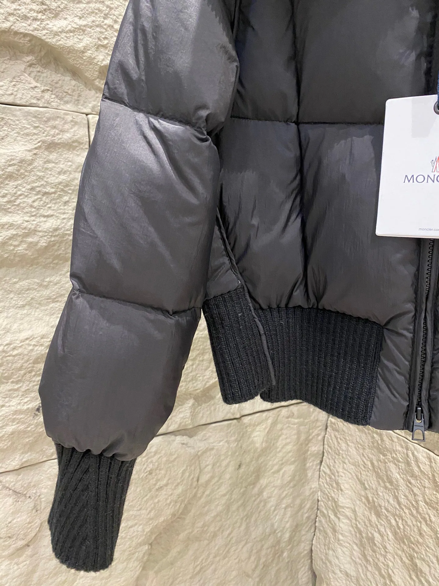 Women's Jackets And Down Jackets MONCLER 17897329