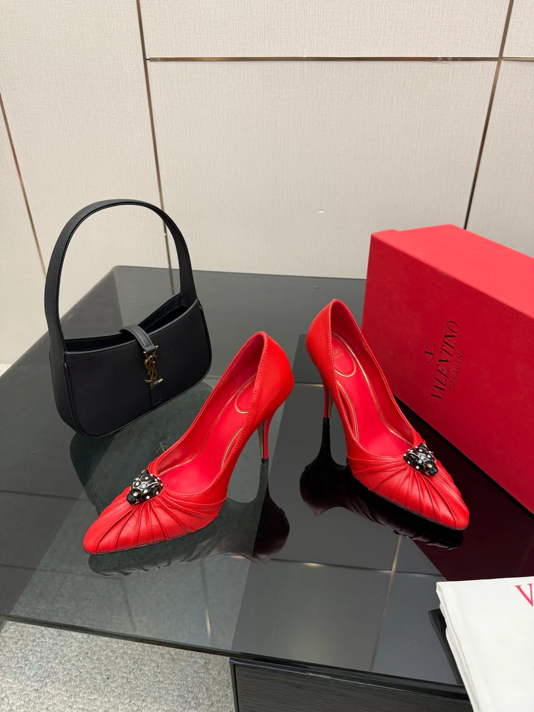 Women's Heels VALENTINO 17467432