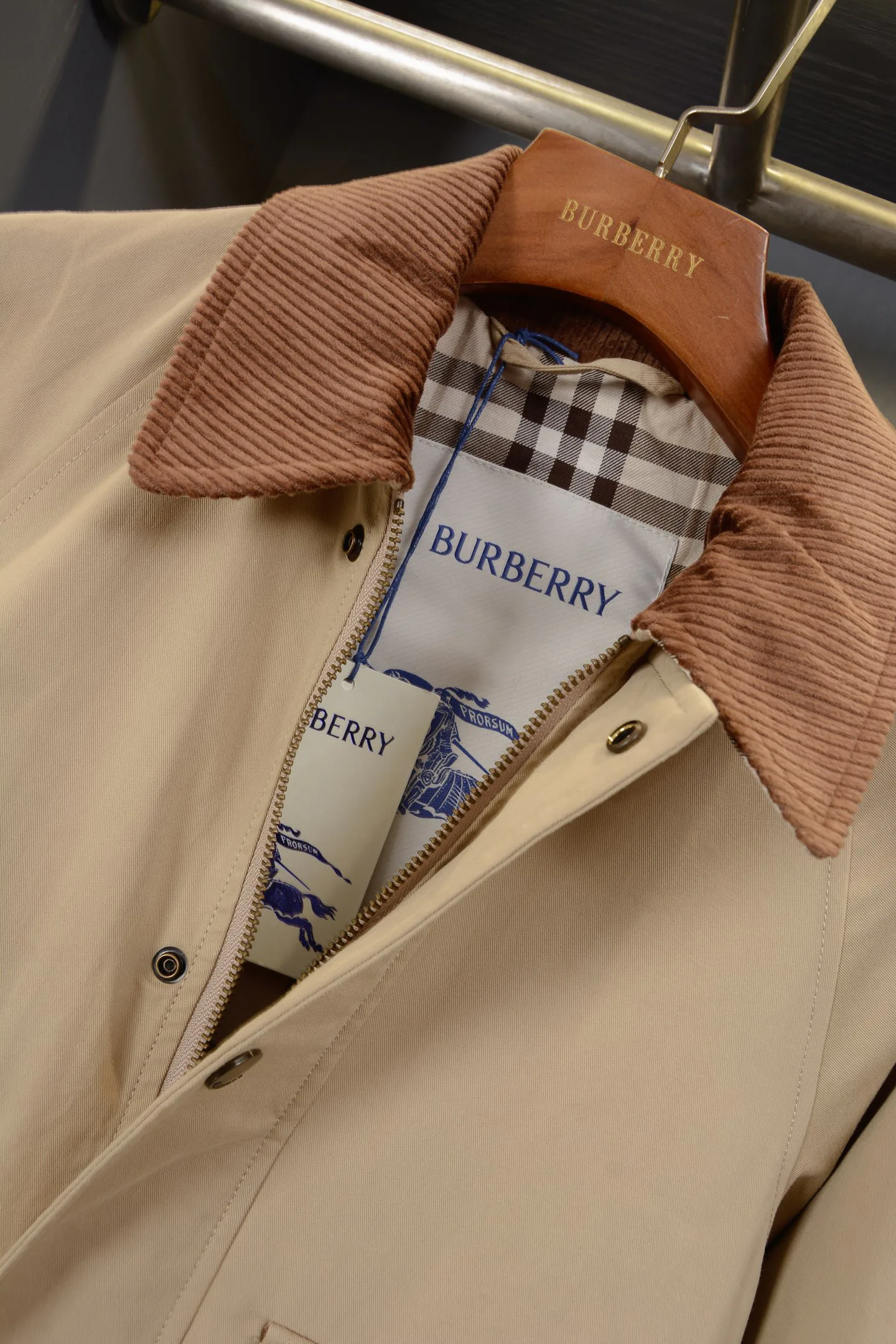 Women's Trench Coats BURBERRY 17906713