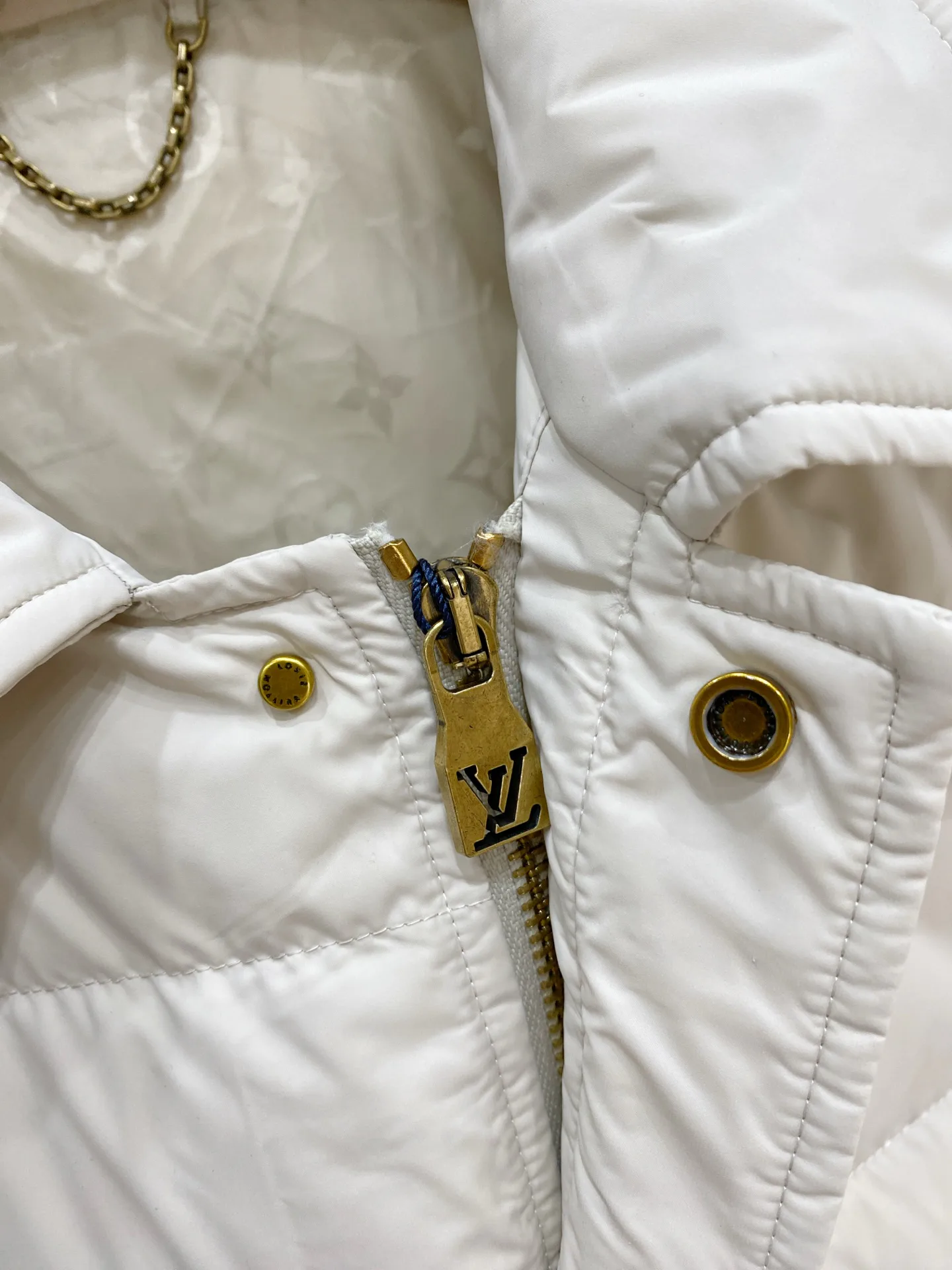 Women's Jackets And Down Jackets LOUIS VUITTON 18284790
