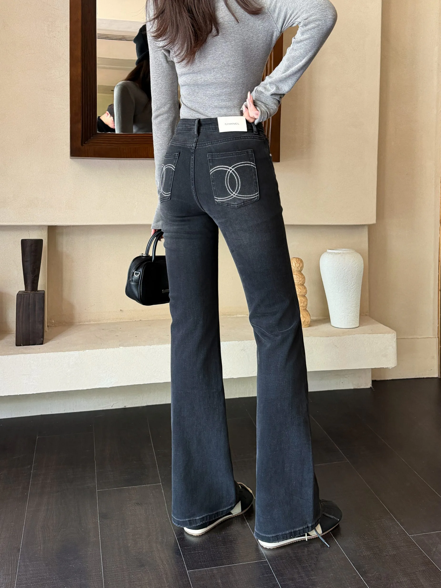 Women's Jeans CHANEL 18031979
