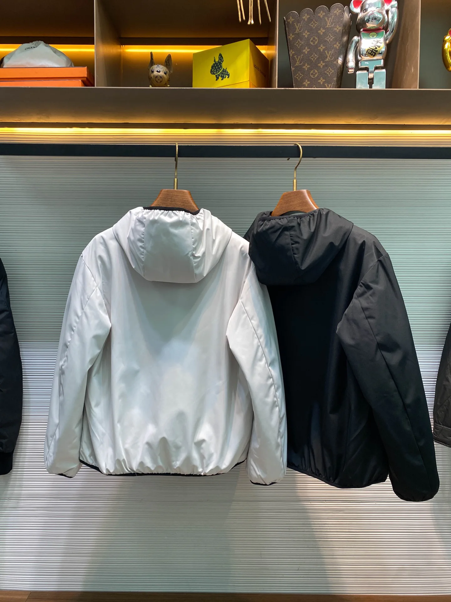 Куртки И Пуховики Мужские Moncler 18596768