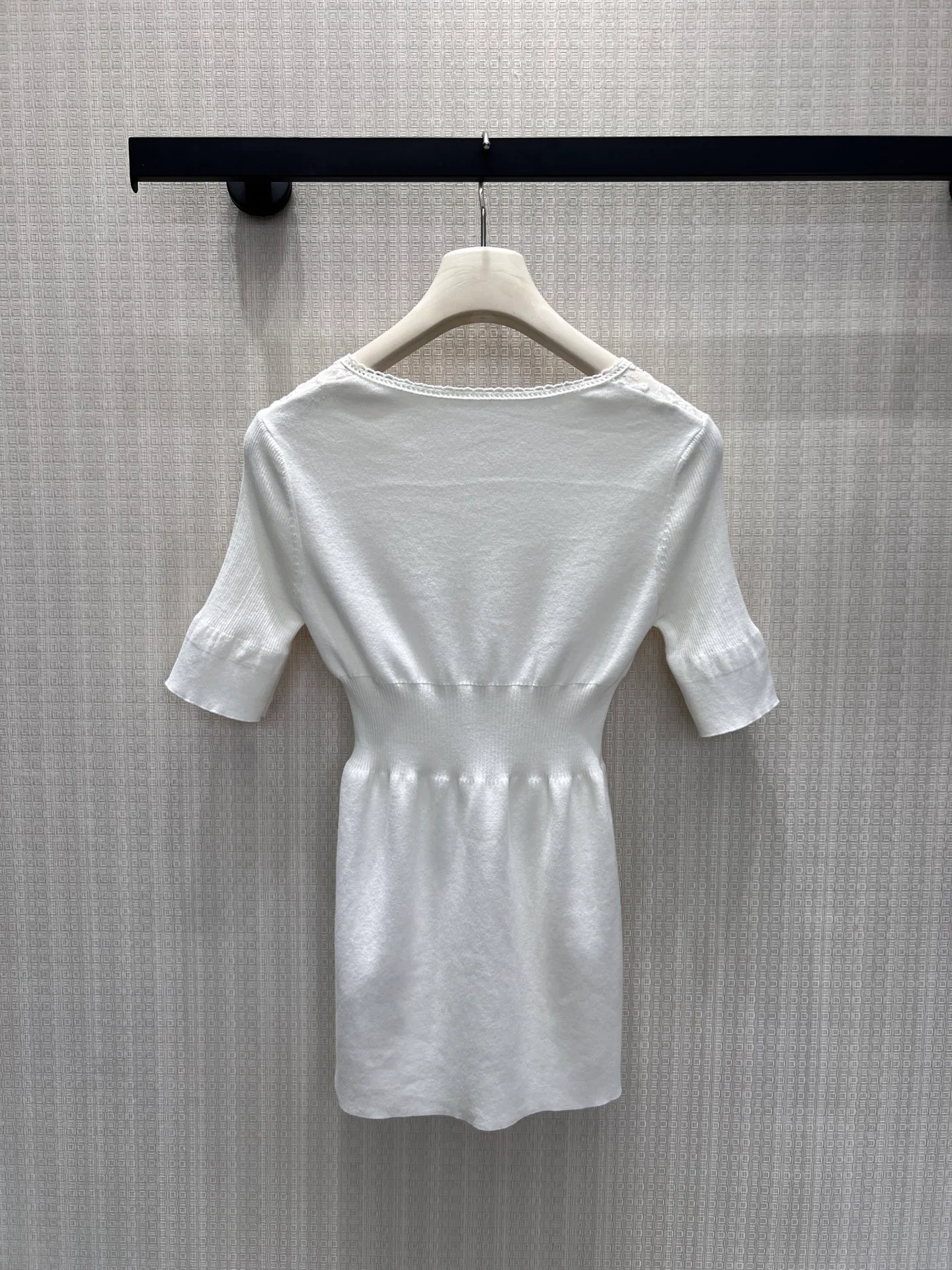 Women's T-Shirts MIU MIU 17412546