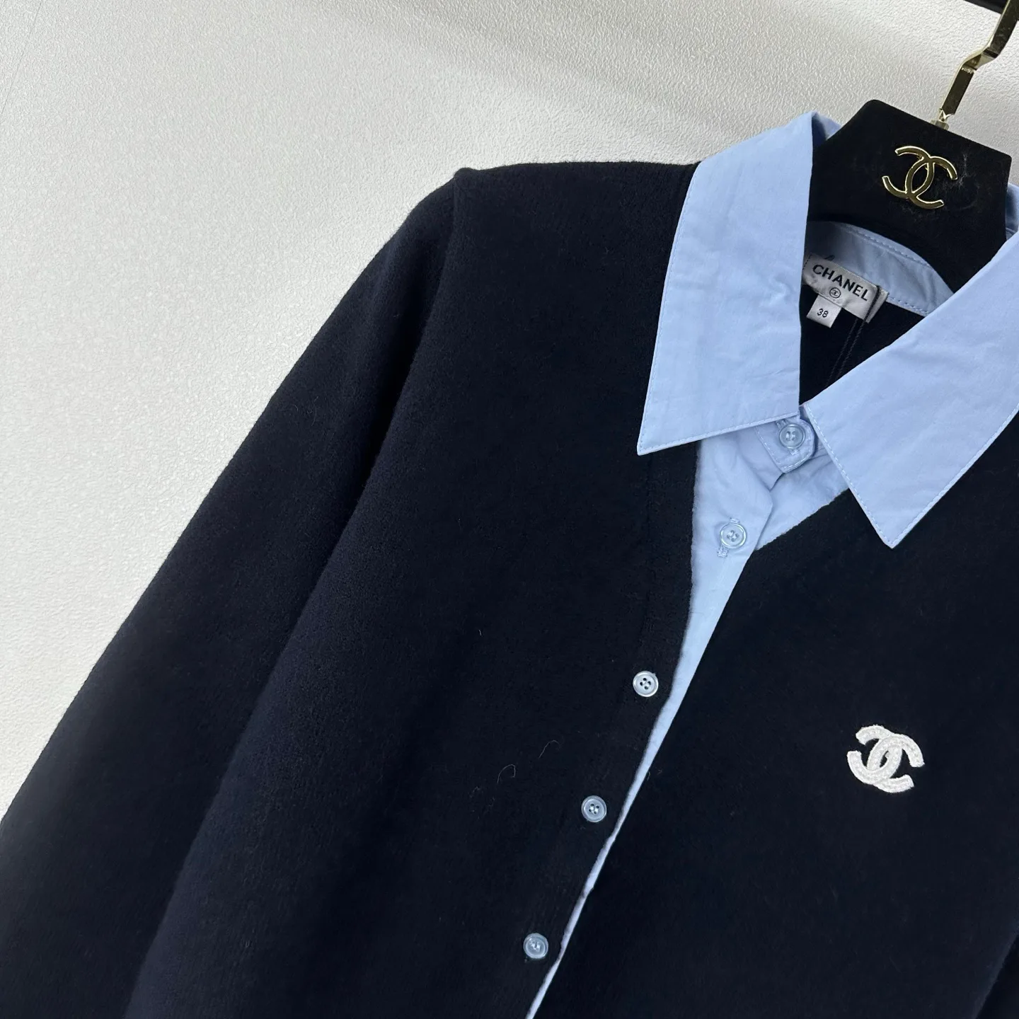 Women's Jumpers And Sweaters CHANEL 18363052