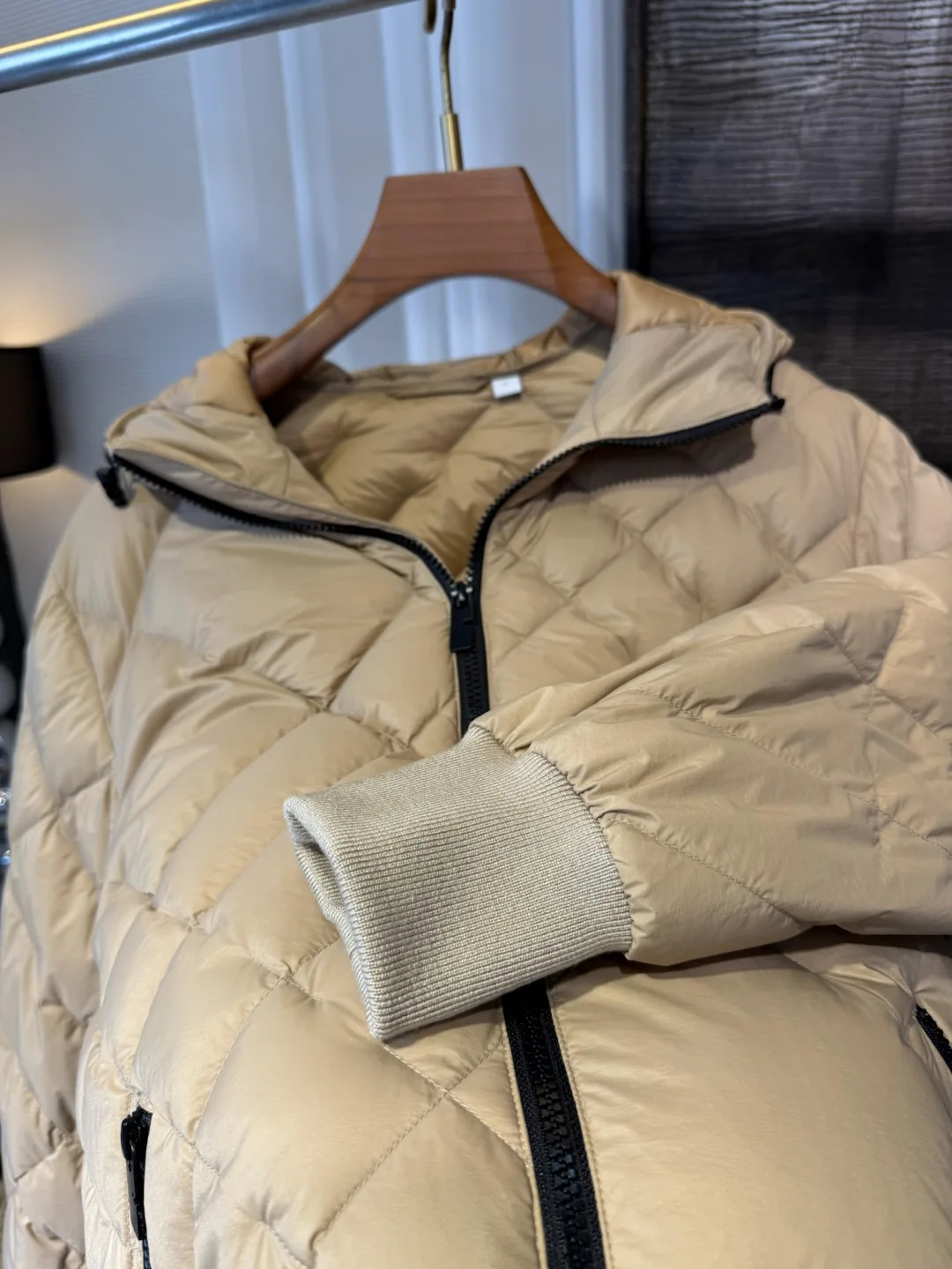 Куртки И Пуховики Мужские Moncler 18568140