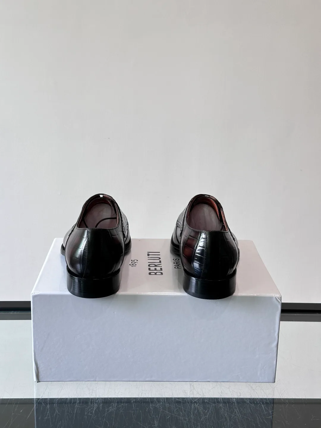 Men's Loafers And Dress Shoes BERLUTI 17466882