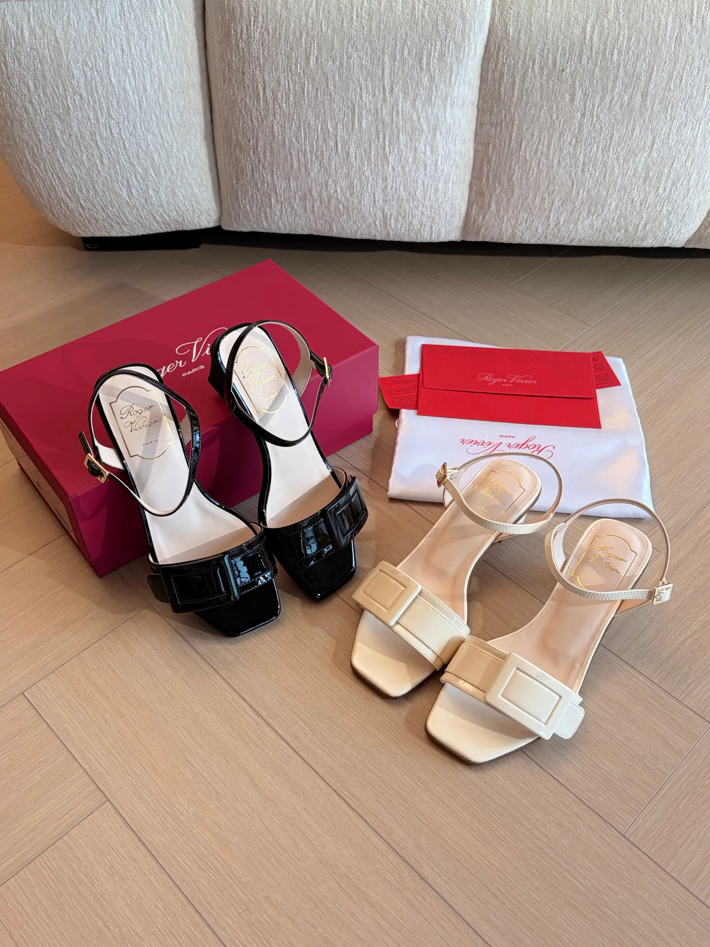 Women's Open-Toe Sandals ROGER VIVIER 17321457