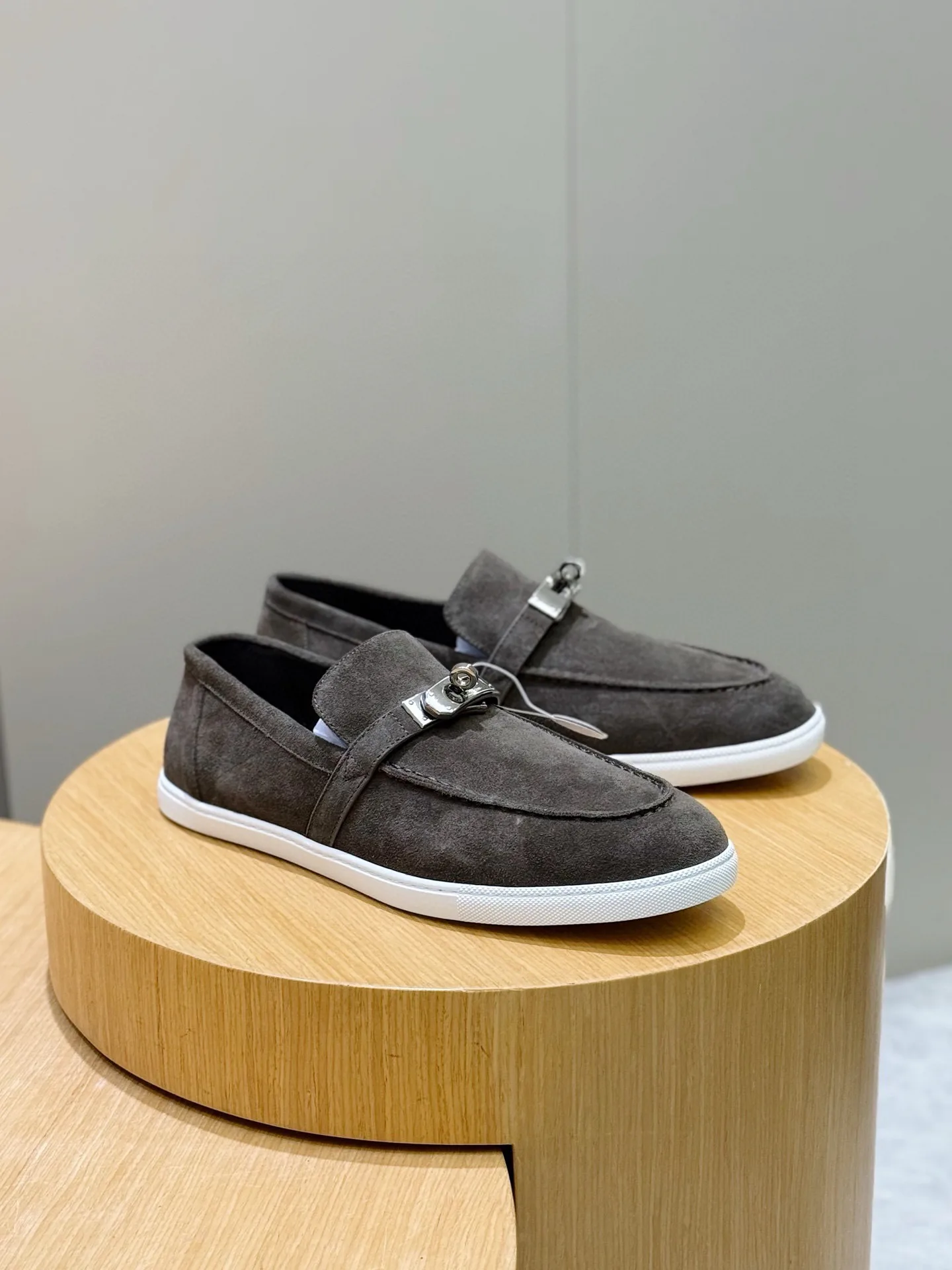 Men's Loafers And Dress Shoes HERMES 17844274