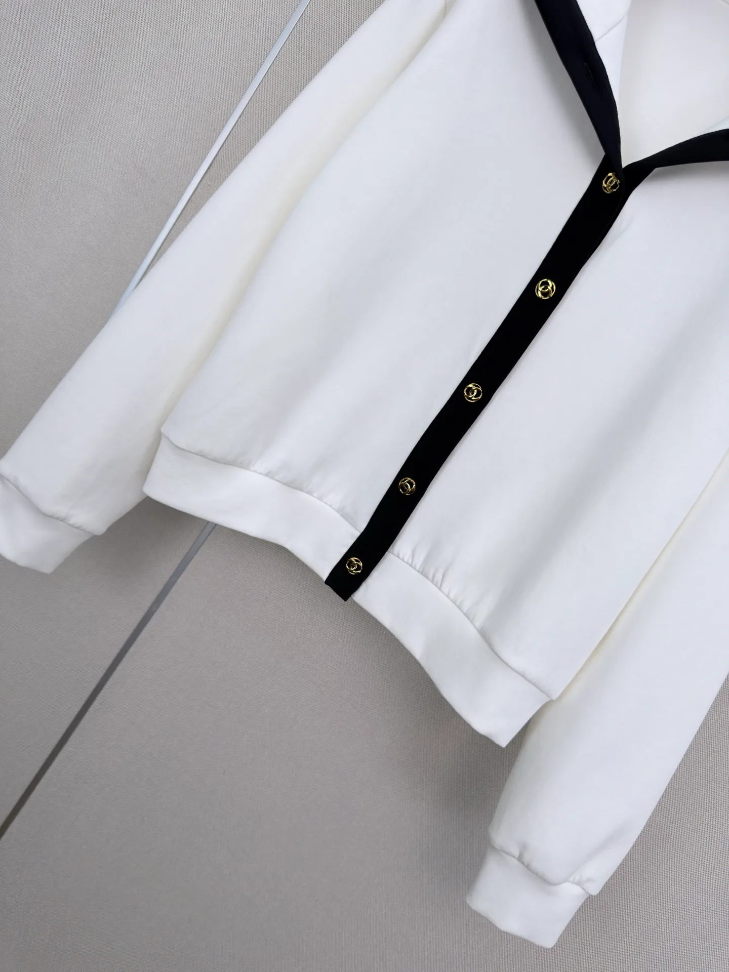 Women's Jumpers And Sweaters CHANEL 18108047