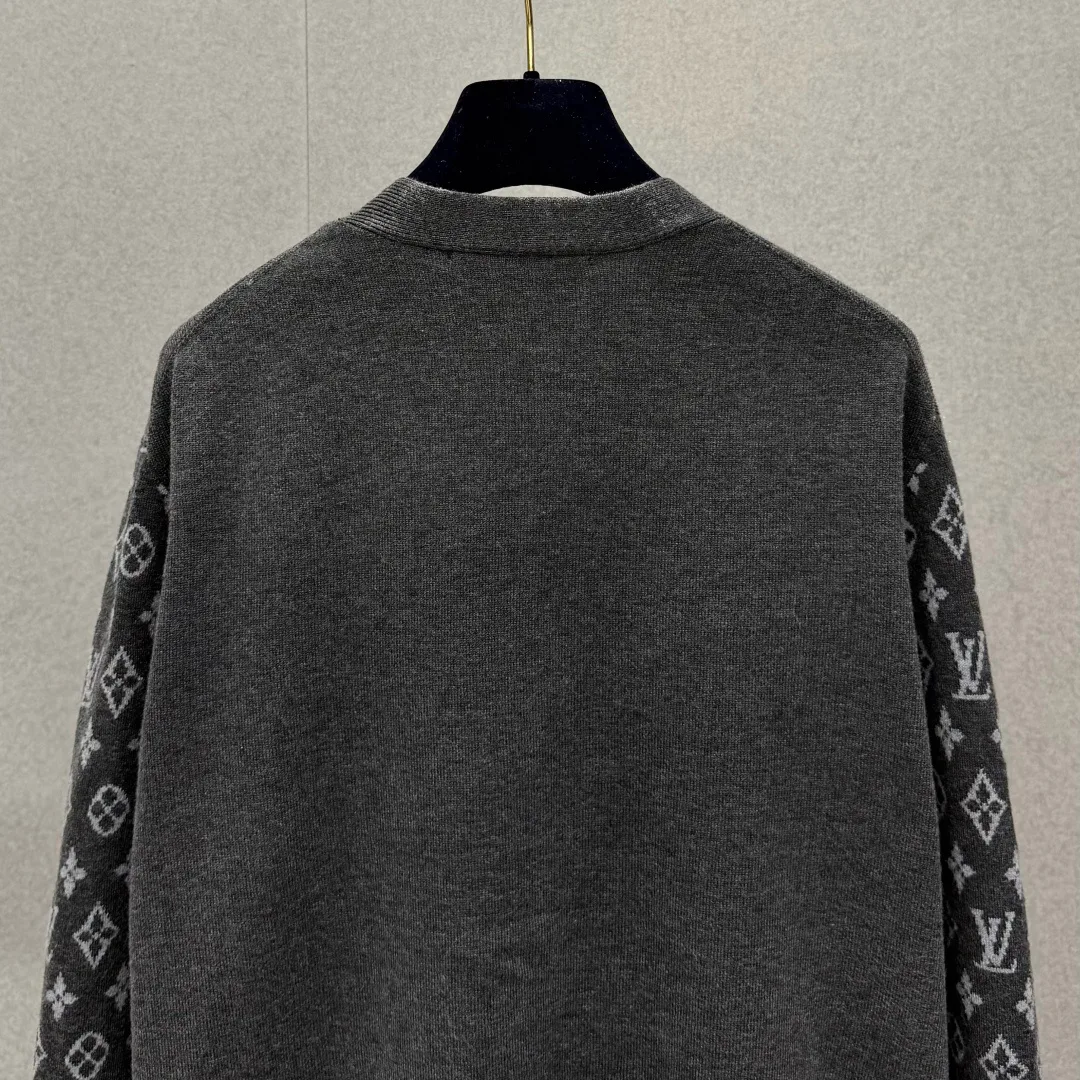 Men's Jumpers And Sweaters LOUIS VUITTON 17761943