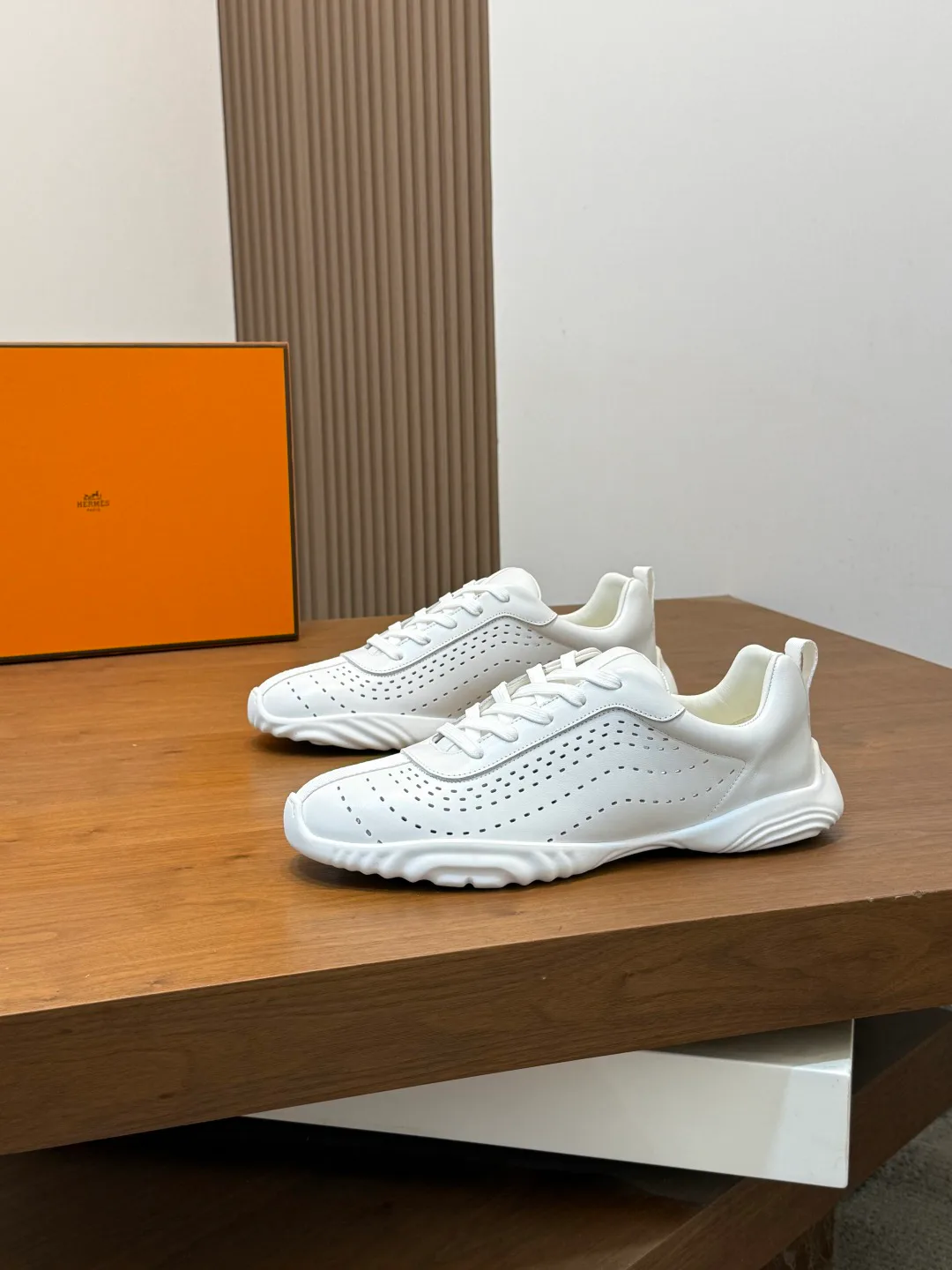 Men's Sneakers HERMES 18118873