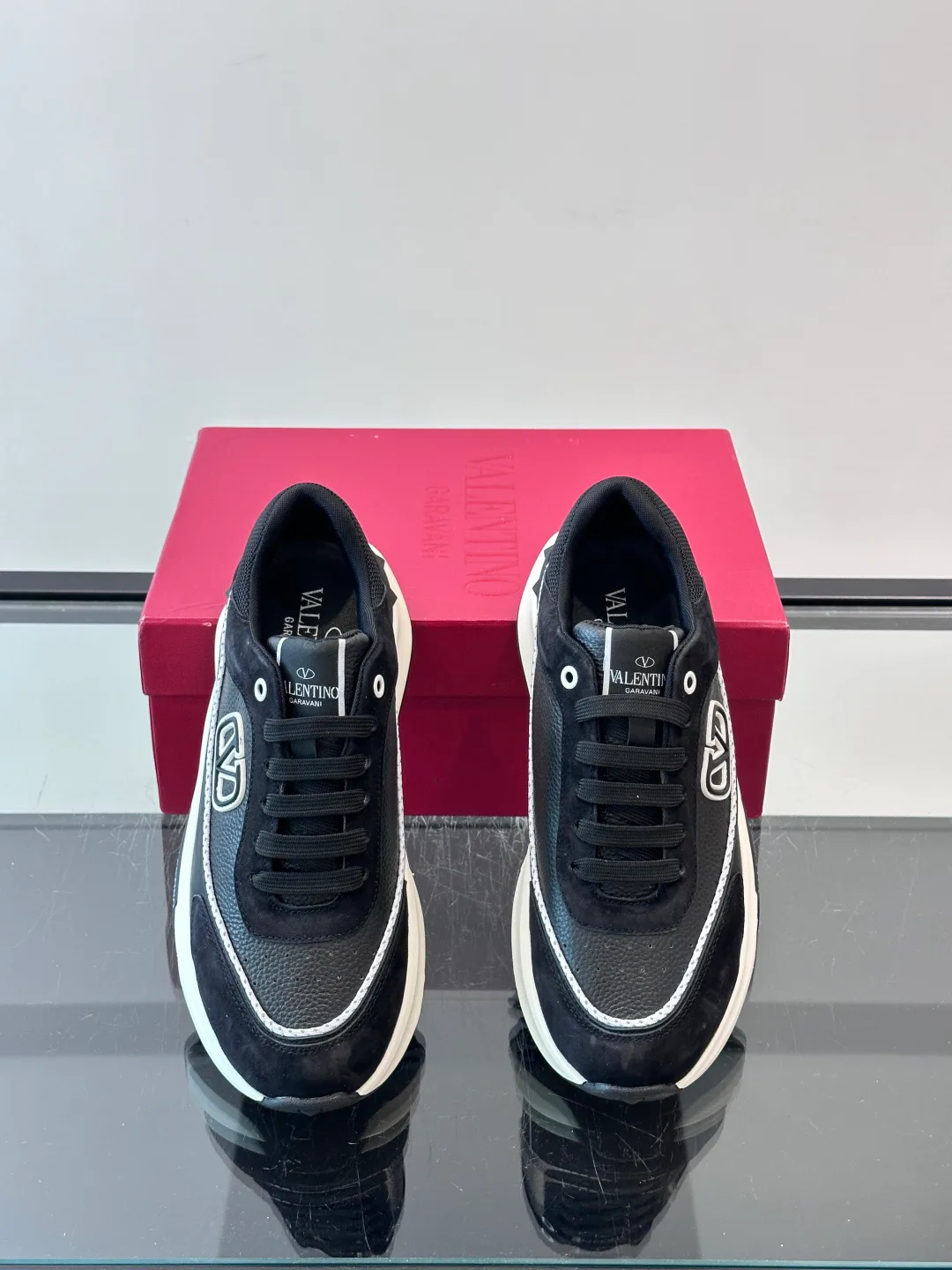 Men's Sneakers VALENTINO 18500689