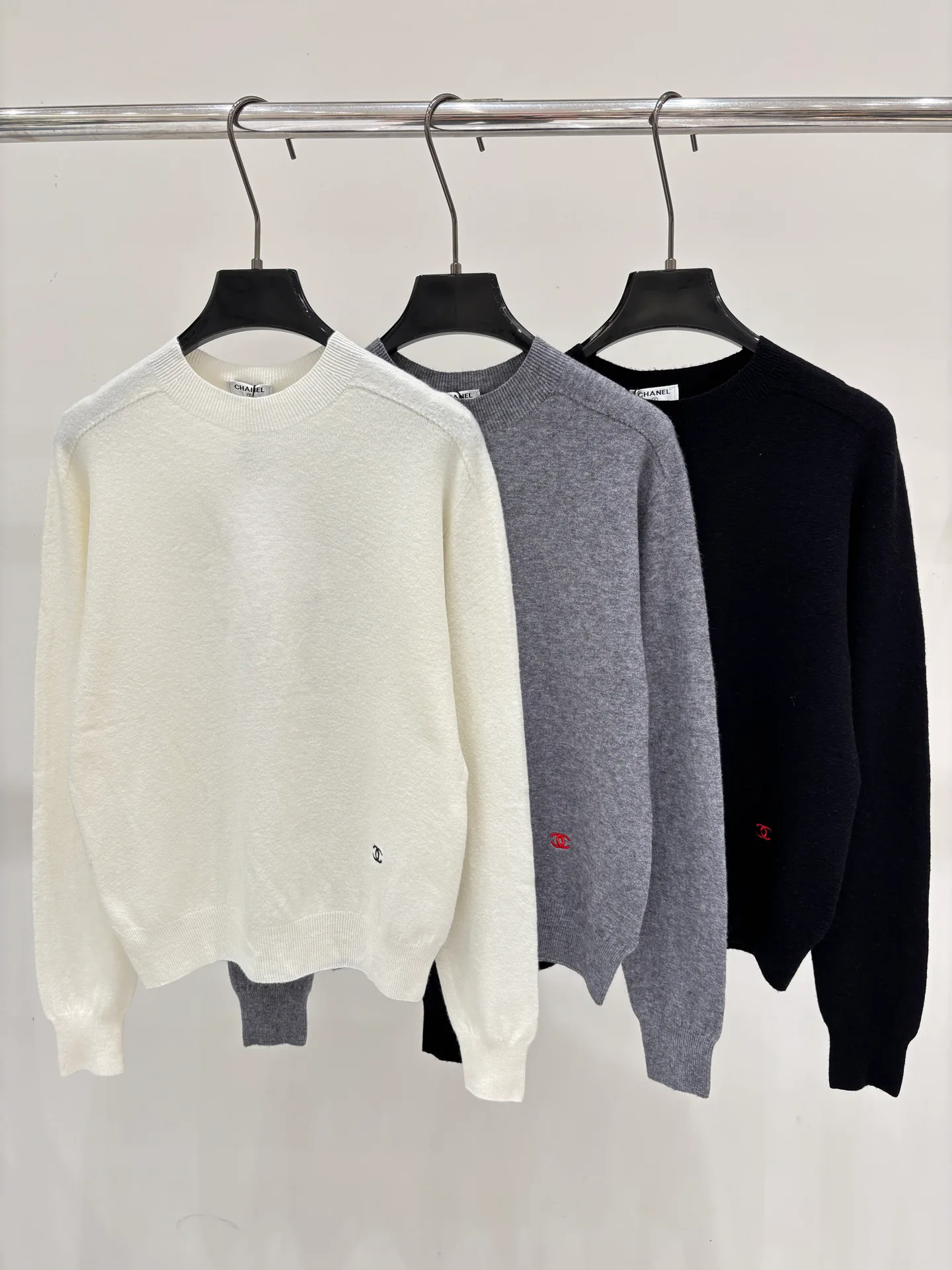 Women's Jumpers And Sweaters CHANEL 18389575