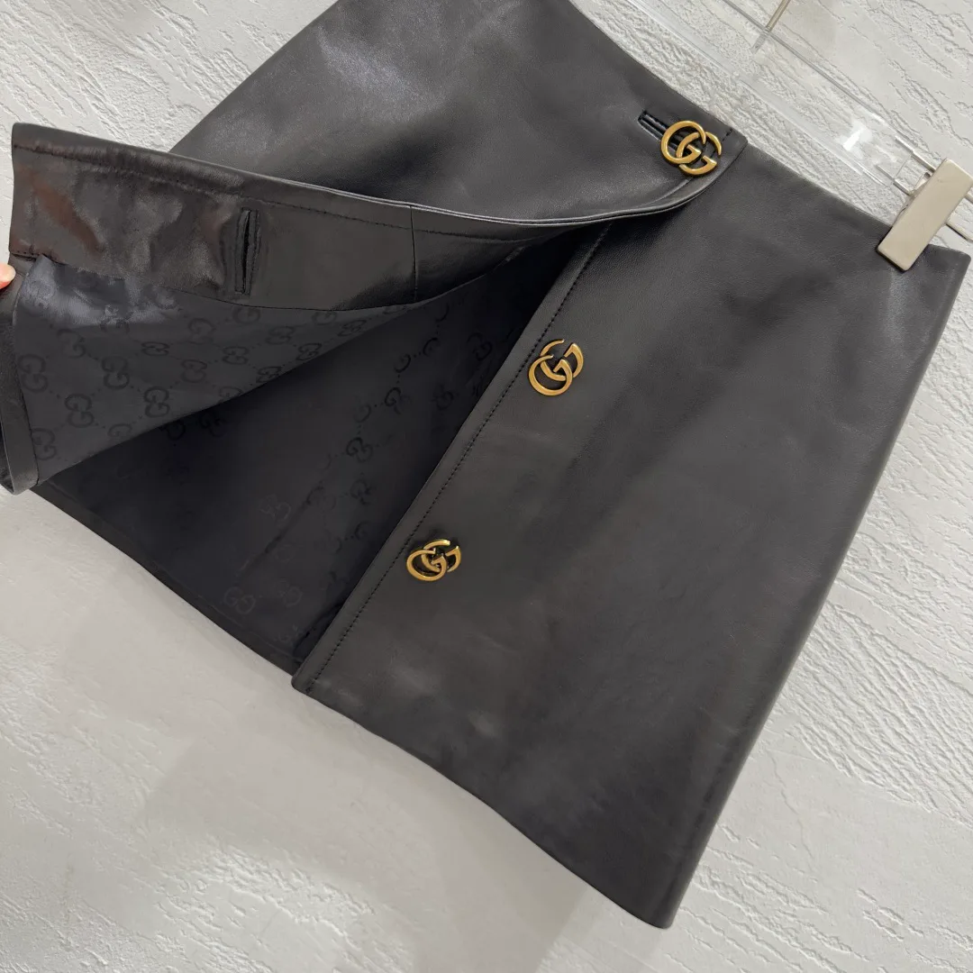 Women's Skirts GUCCI 18064714