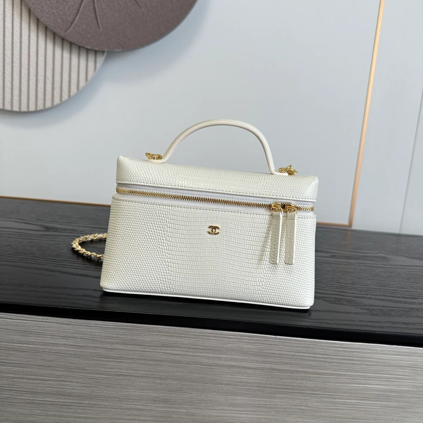 Women's Classic Handbags CHANEL 17364546