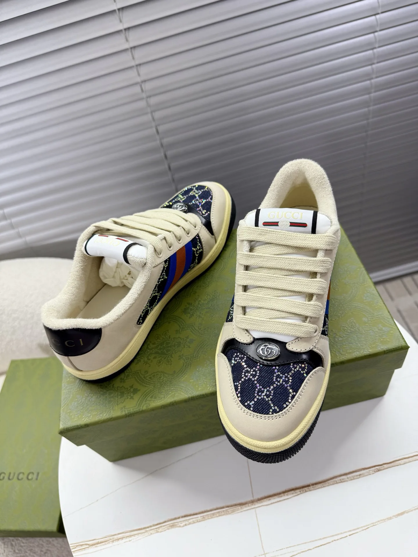 Women's Sneakers GUCCI 17963540