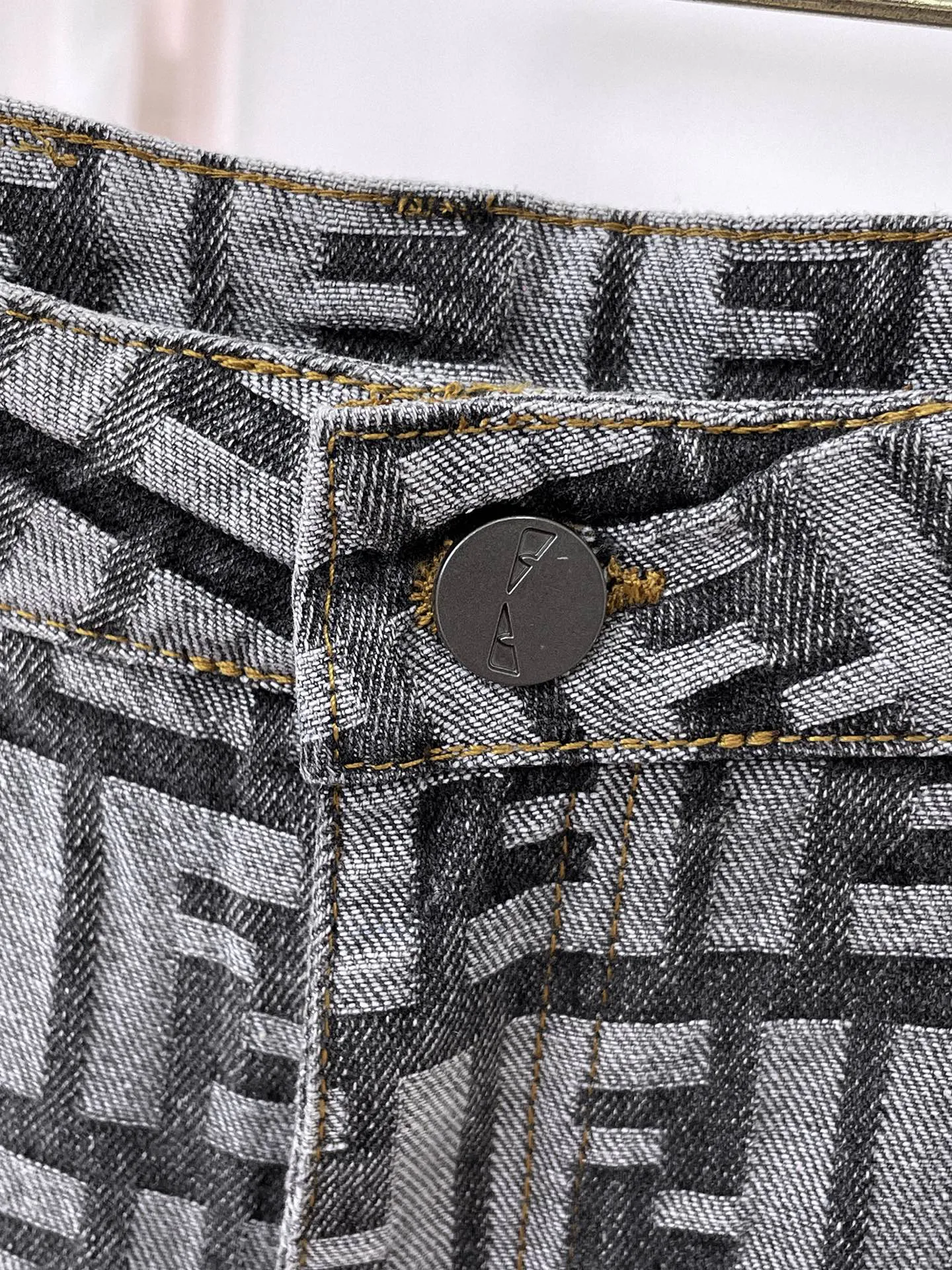 Men's Jeans FENDI 18499642