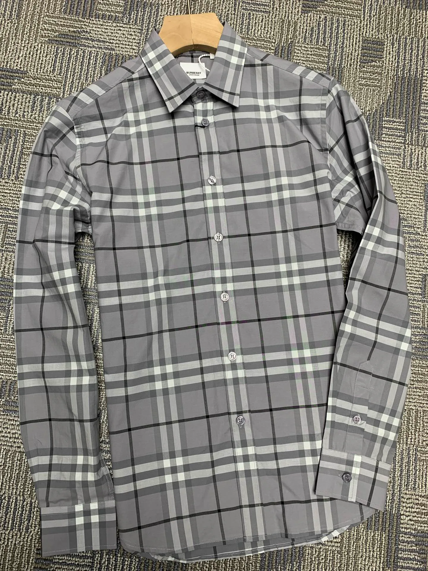 Men's Shirts BURBERRY 17967404