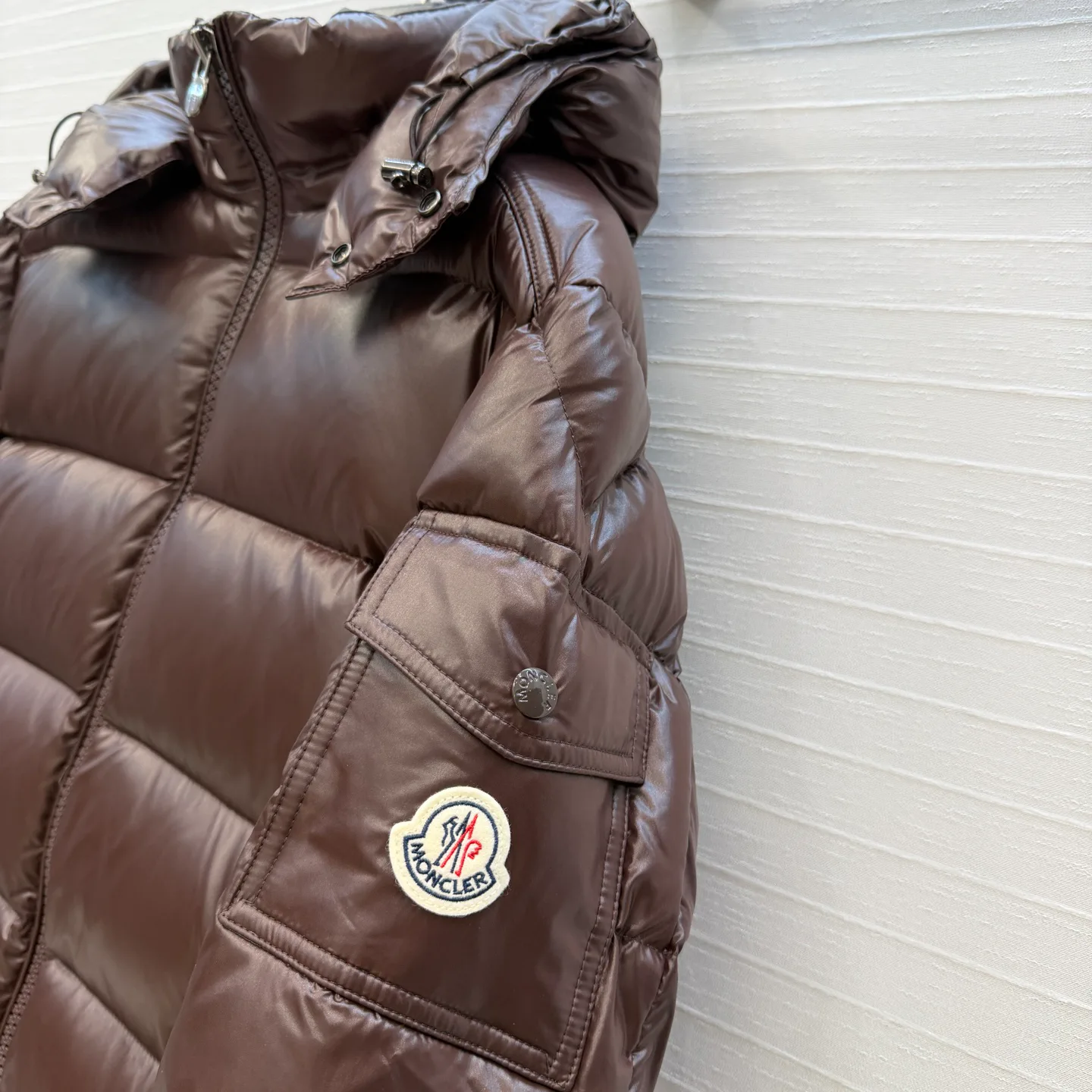 Women's Jackets And Down Jackets MONCLER 18184277