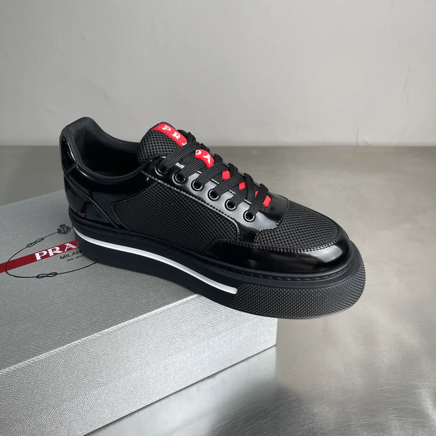 Men's Sneakers PRADA 18385654