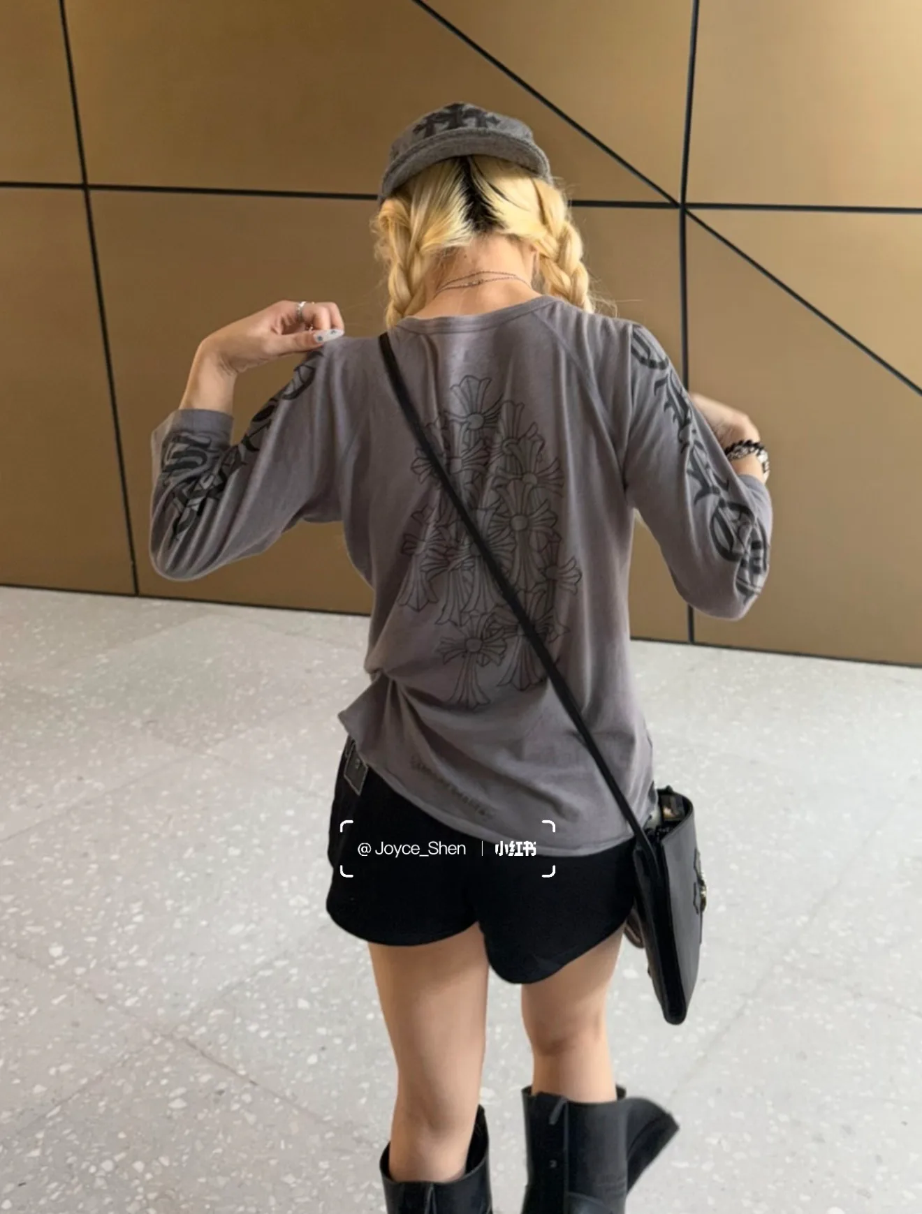 Women's T-Shirts CHROME HEARTS 16980733