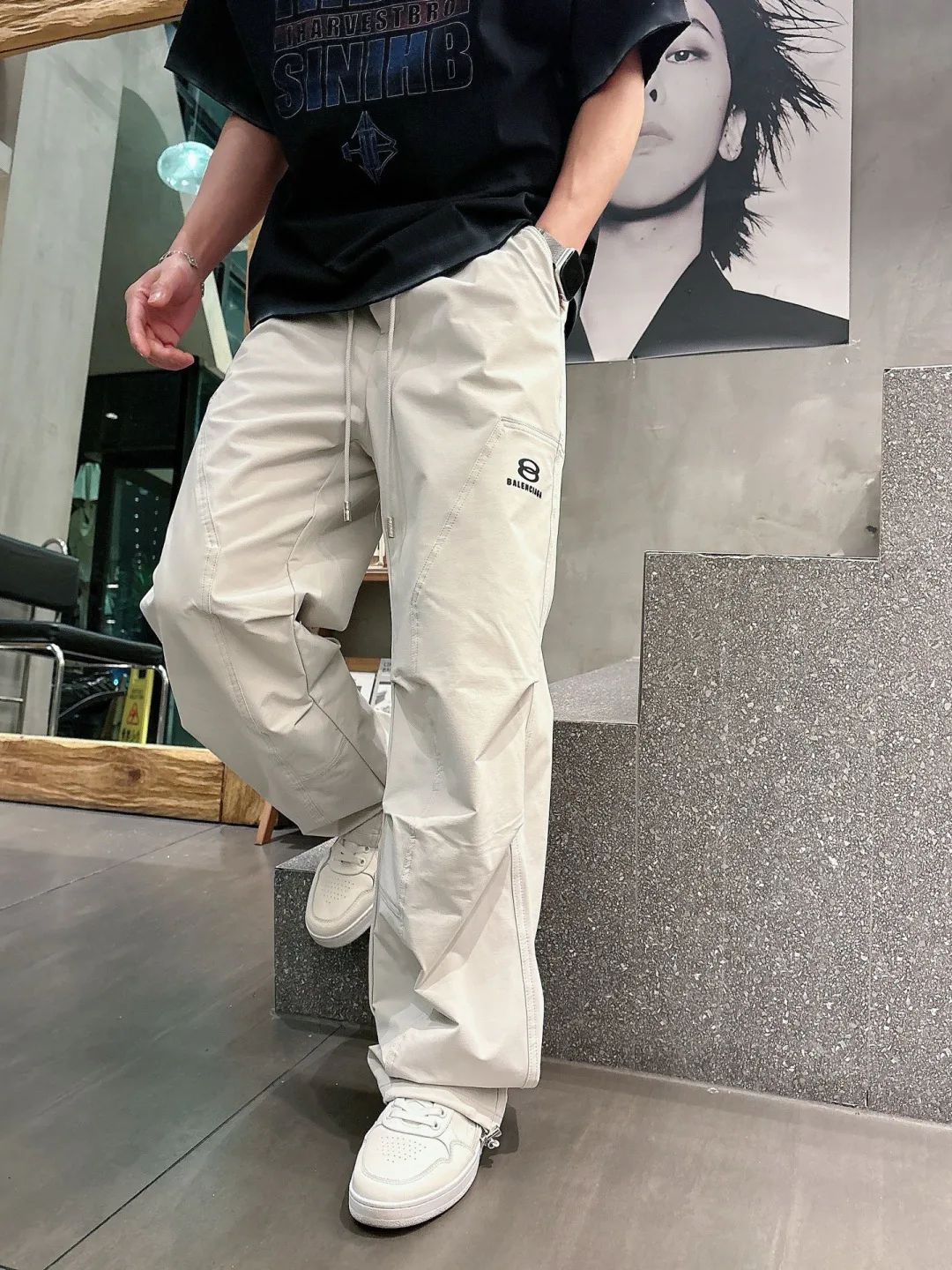 Men's Trousers BALENCIAGA 17810704