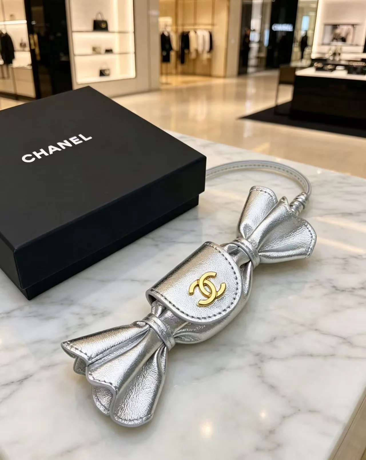 Key Cases CHANEL 18058727