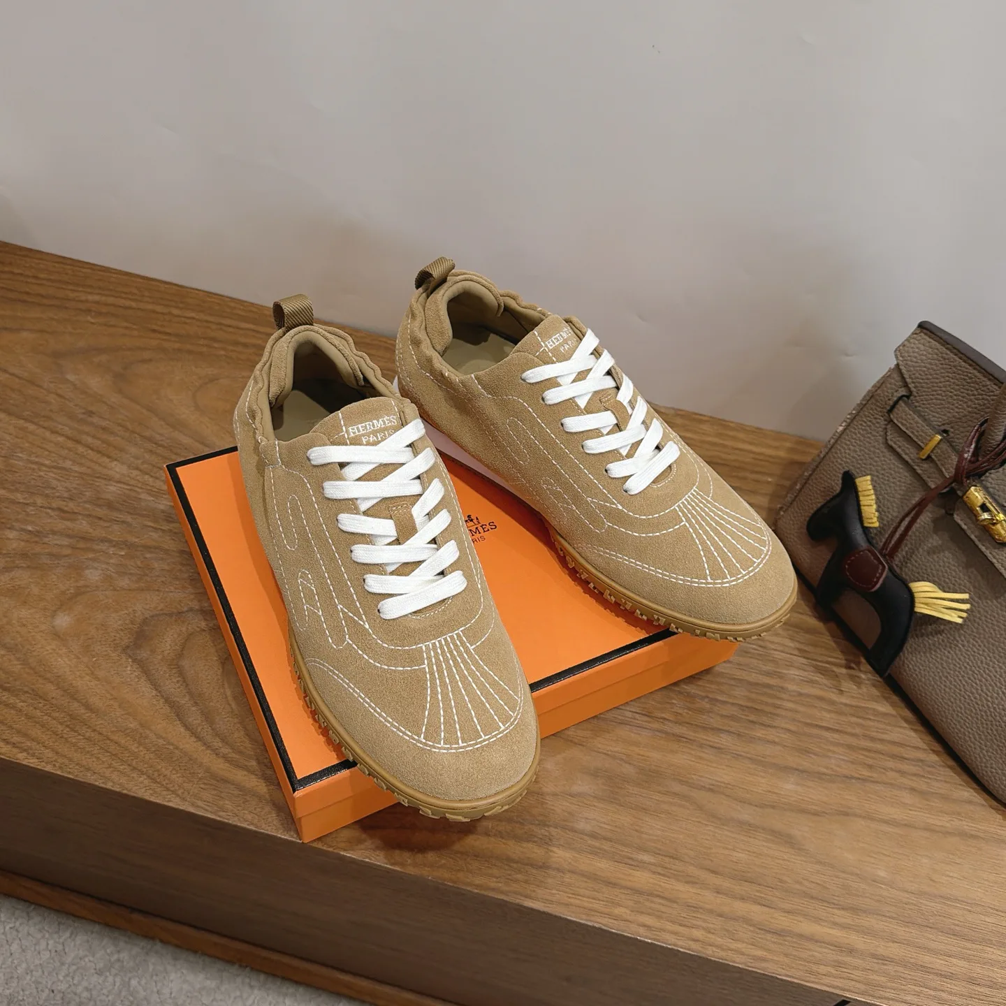Women's Sneakers HERMES 18230836