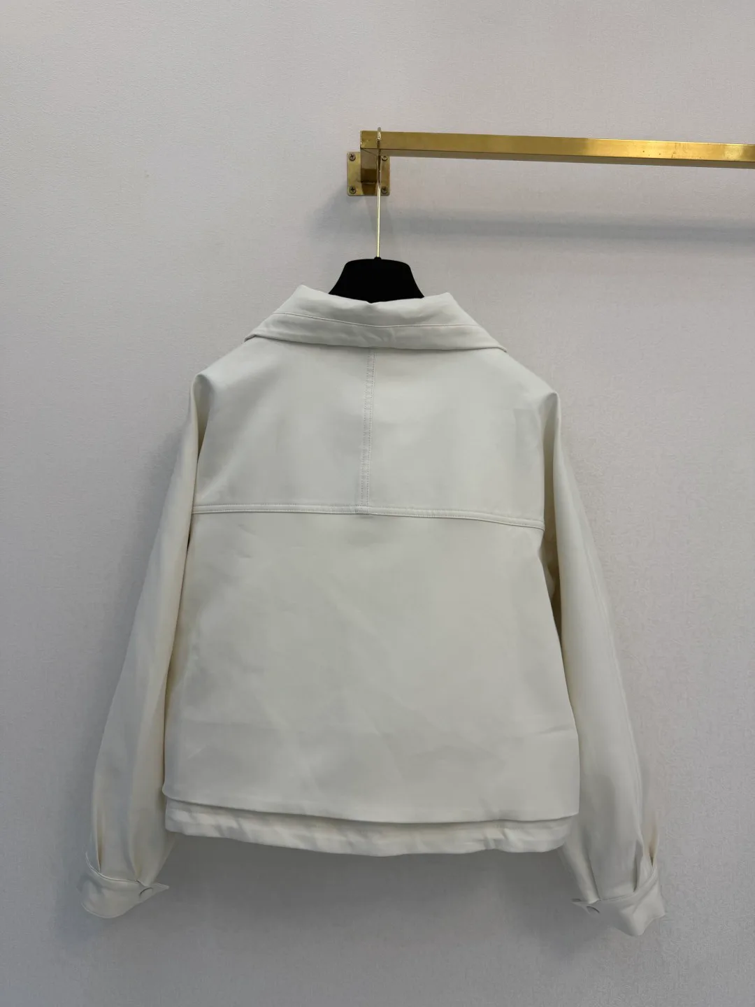 Women's Jackets And Down Jackets LOEWE 17943104