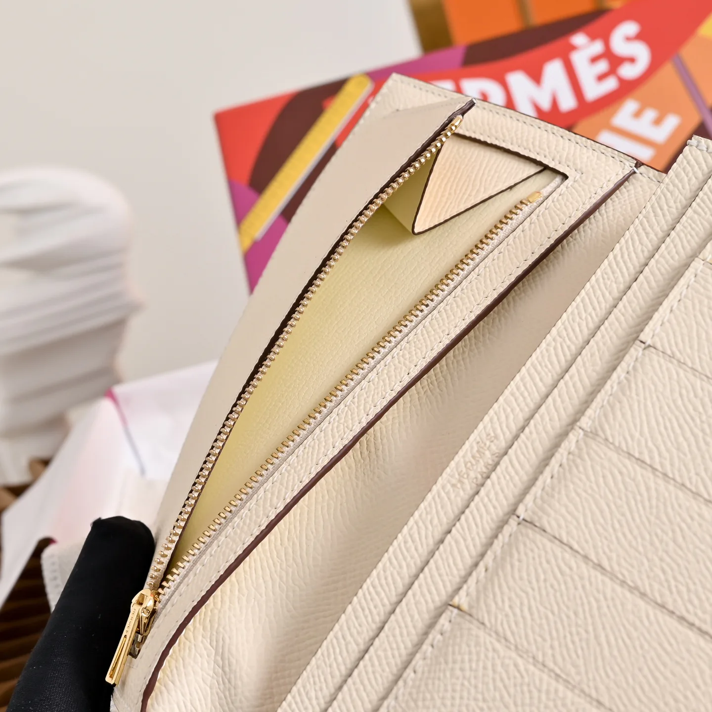 Women's Clutches HERMES 18077391
