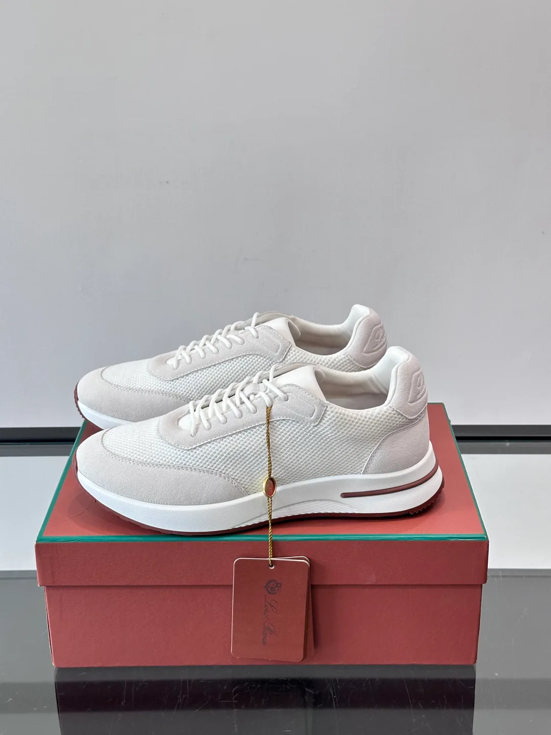 Men's Sneakers LORO PIANA 17730627