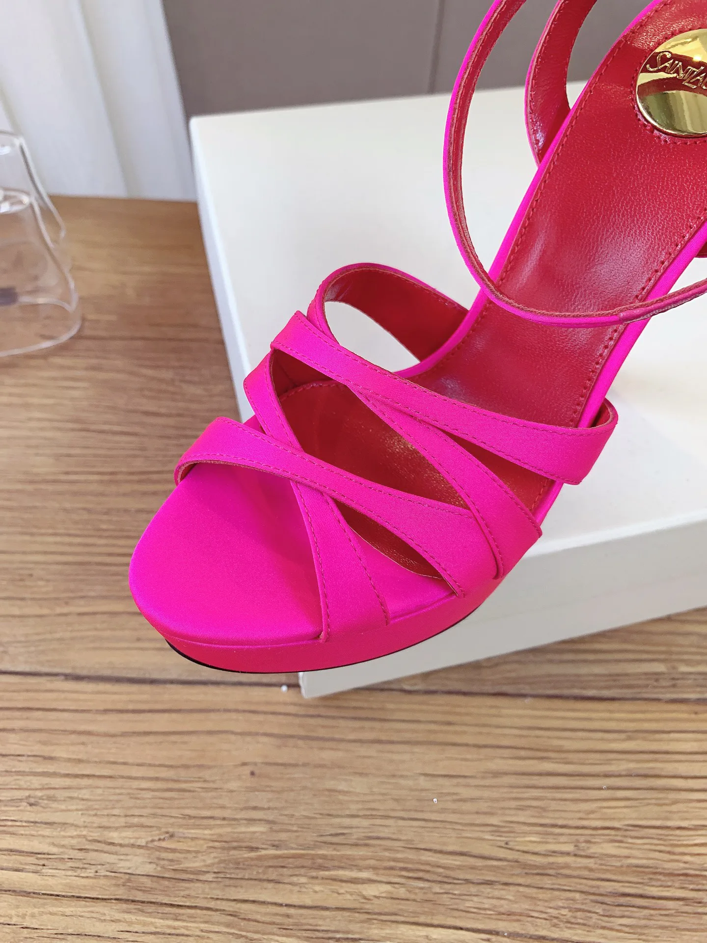 Women's Open-Toe Sandals SAINT LAURENT 17815062