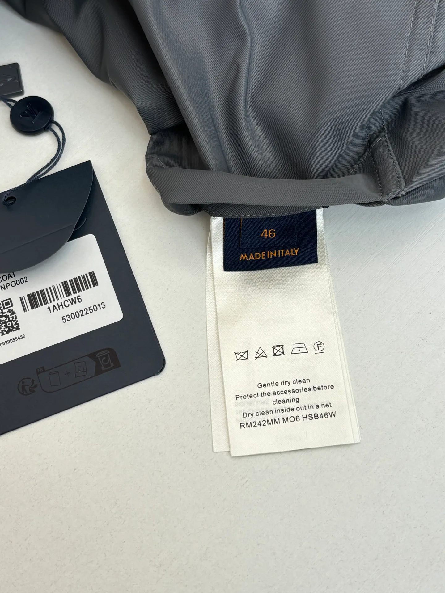 Men's Jackets And Down Jackets LOUIS VUITTON 18179357