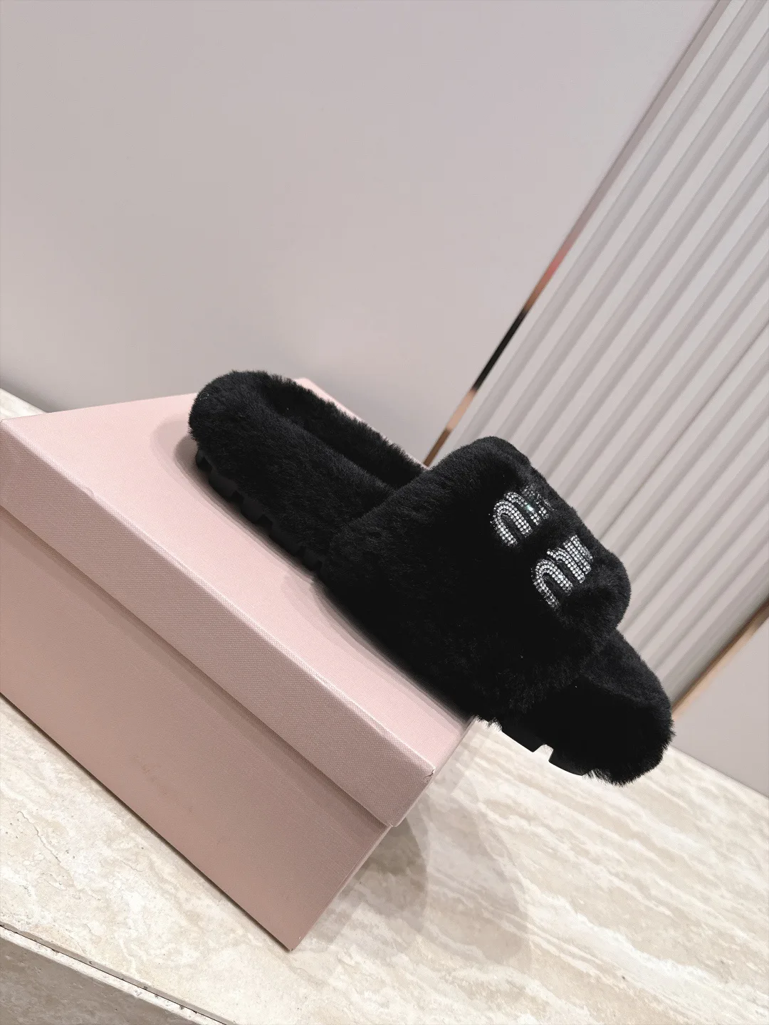 Women's Slippers MIU MIU 18025325