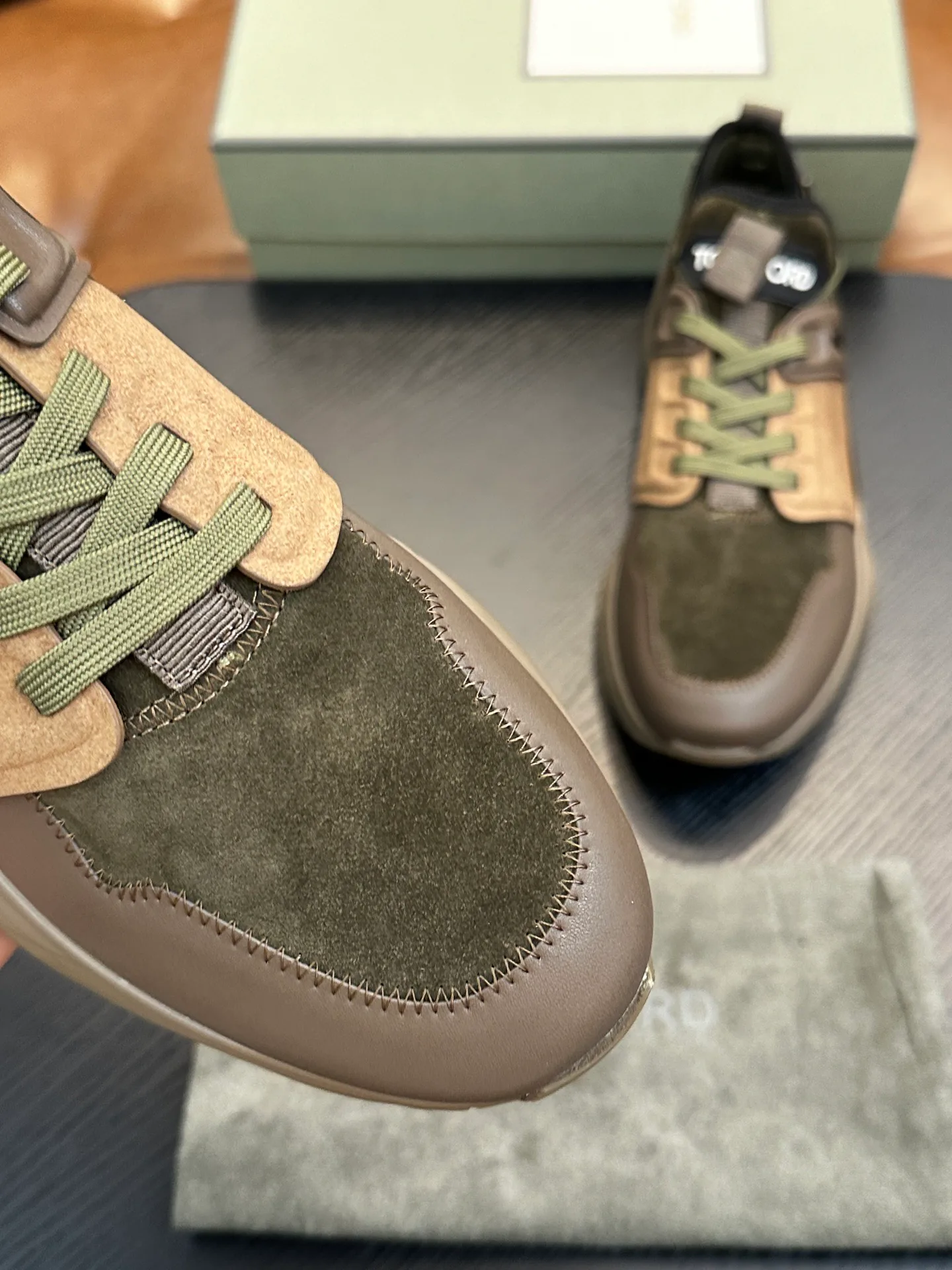 Men's Sneakers TOM FORD 18118666