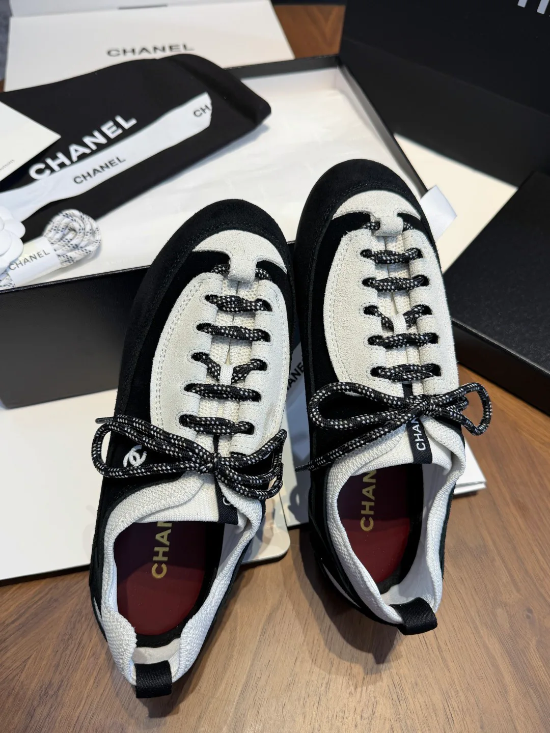 Women's Sneakers CHANEL 17313418