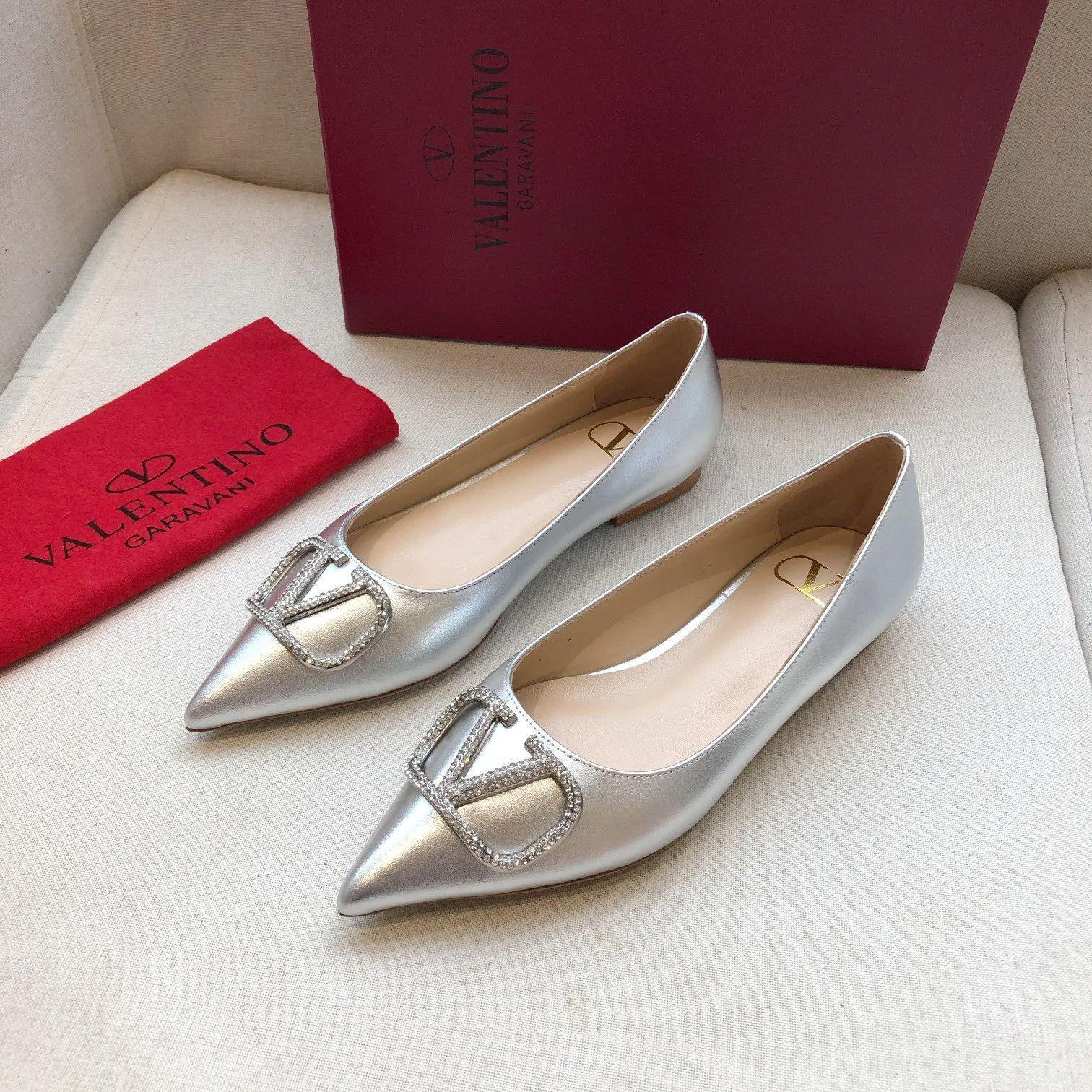 Women's Heels VALENTINO 17956870