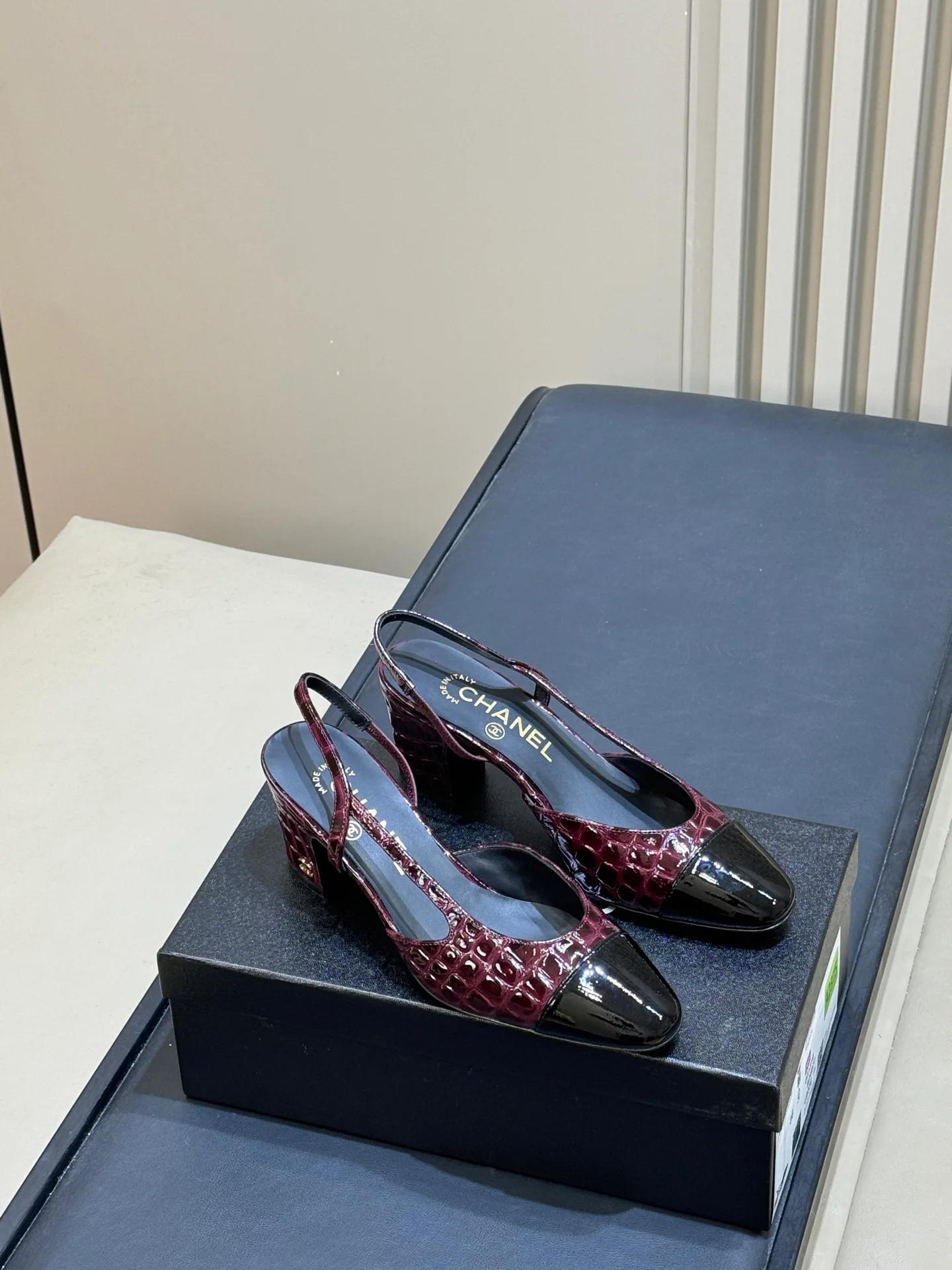 Women's Heels CHANEL 18073199