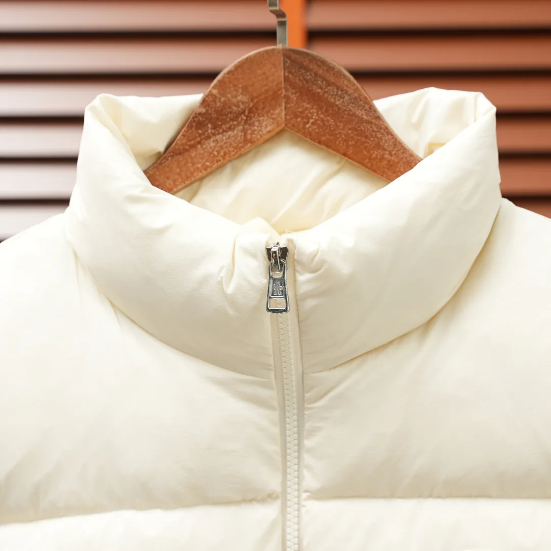 Women's Vests MONCLER 18455959