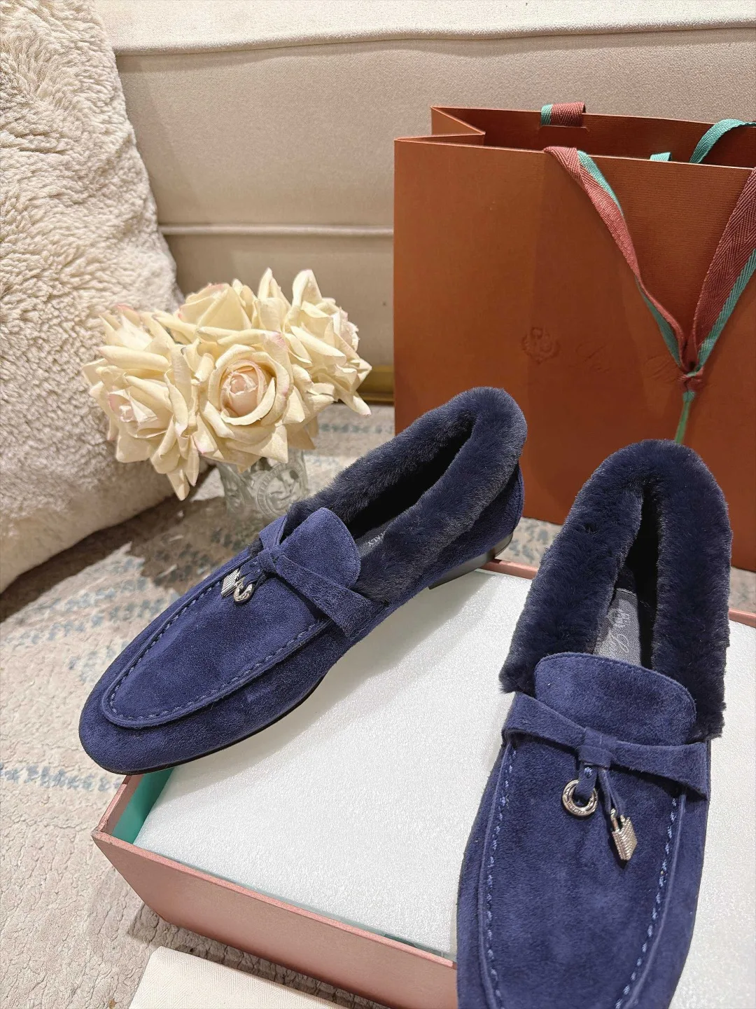 Women's Loafers And Moccasins LORO PIANA 18324656